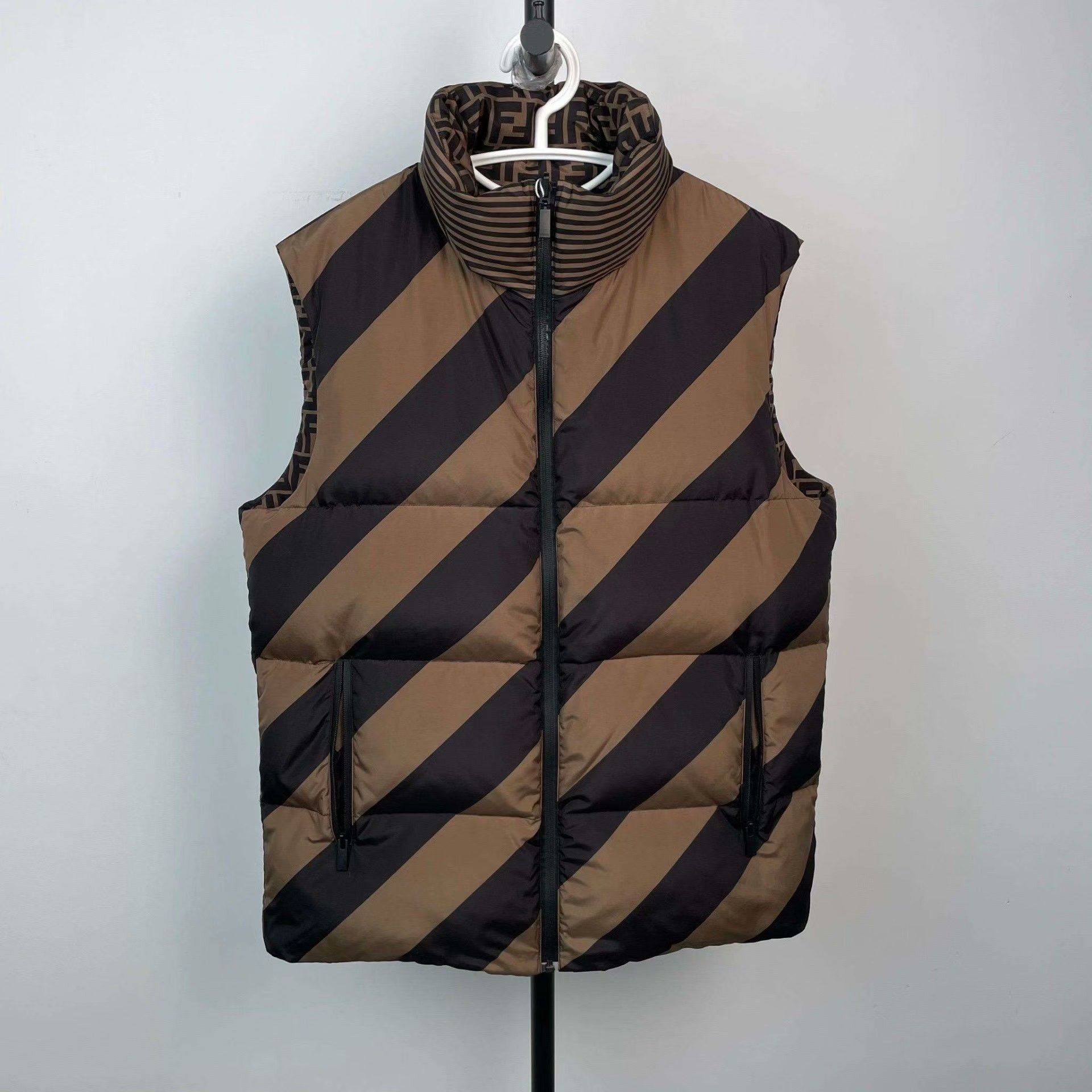 Fendi Fendi Brown Tank Top 48 Men Size US XL / EU 56 / 4 - 2 Thumbnail