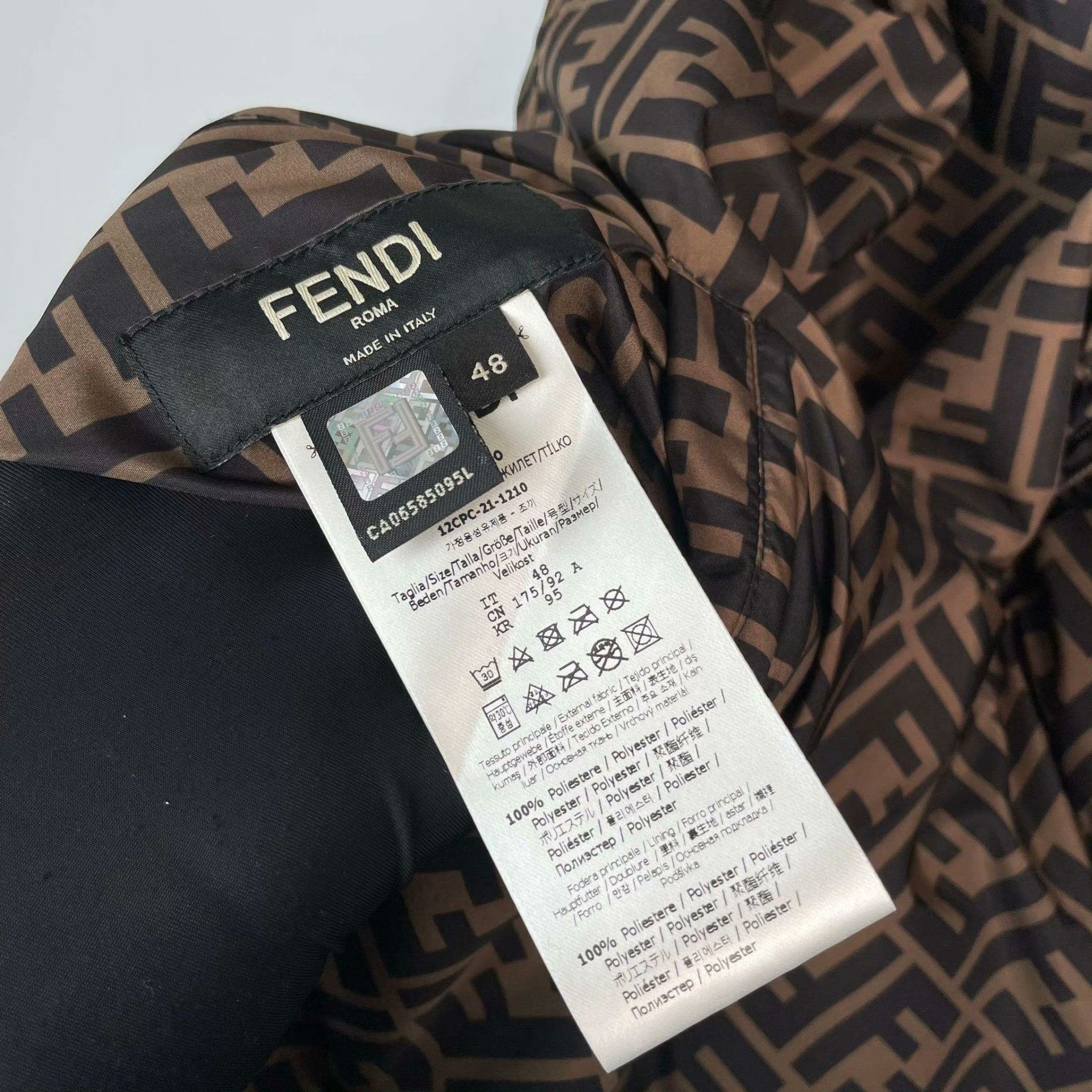 Fendi Fendi Brown Tank Top 48 Men Size US XL / EU 56 / 4 - 6 Thumbnail
