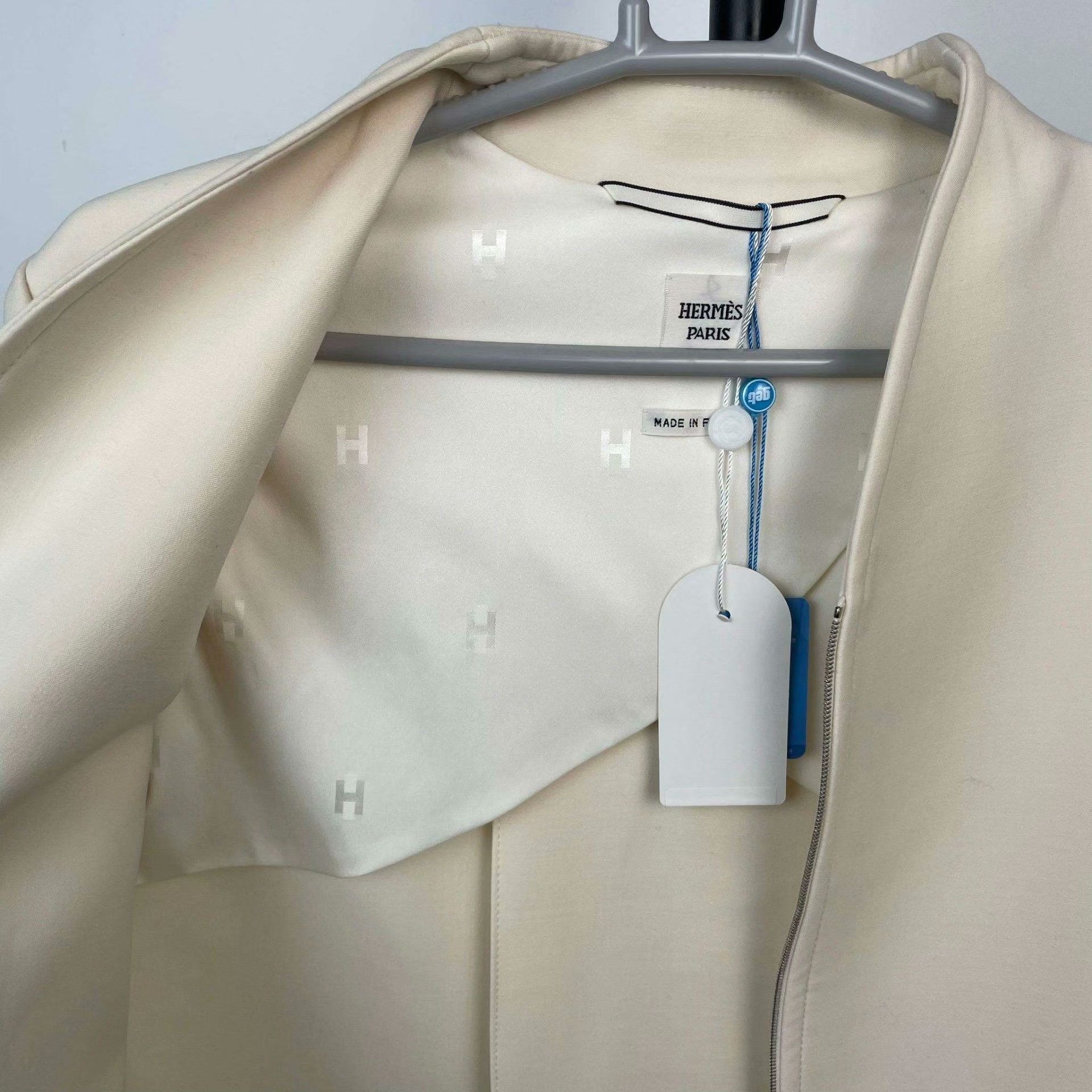 Hermes Hermes Formal Wool White Jacket M Women Size M / US 6-8 / IT 42-44 - 8 Thumbnail
