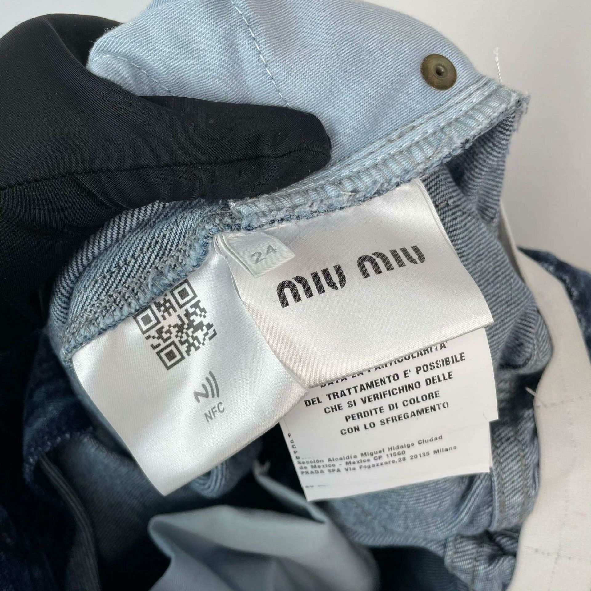 Miu Miu Miu Miu Denim Jeans S Women Size 26" / US 2 / IT 38 - 6 Thumbnail