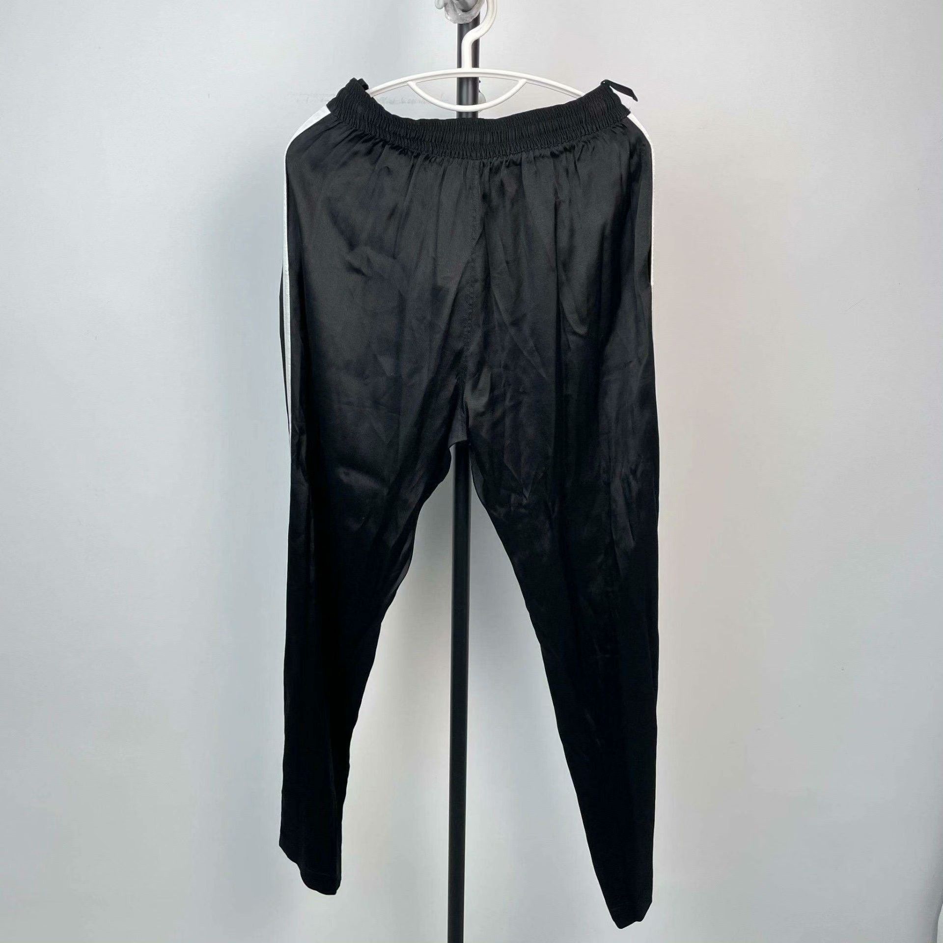 Celine Celine Black Sweatpants S Women Size 26" / US 2 / IT 38 - 2 Thumbnail