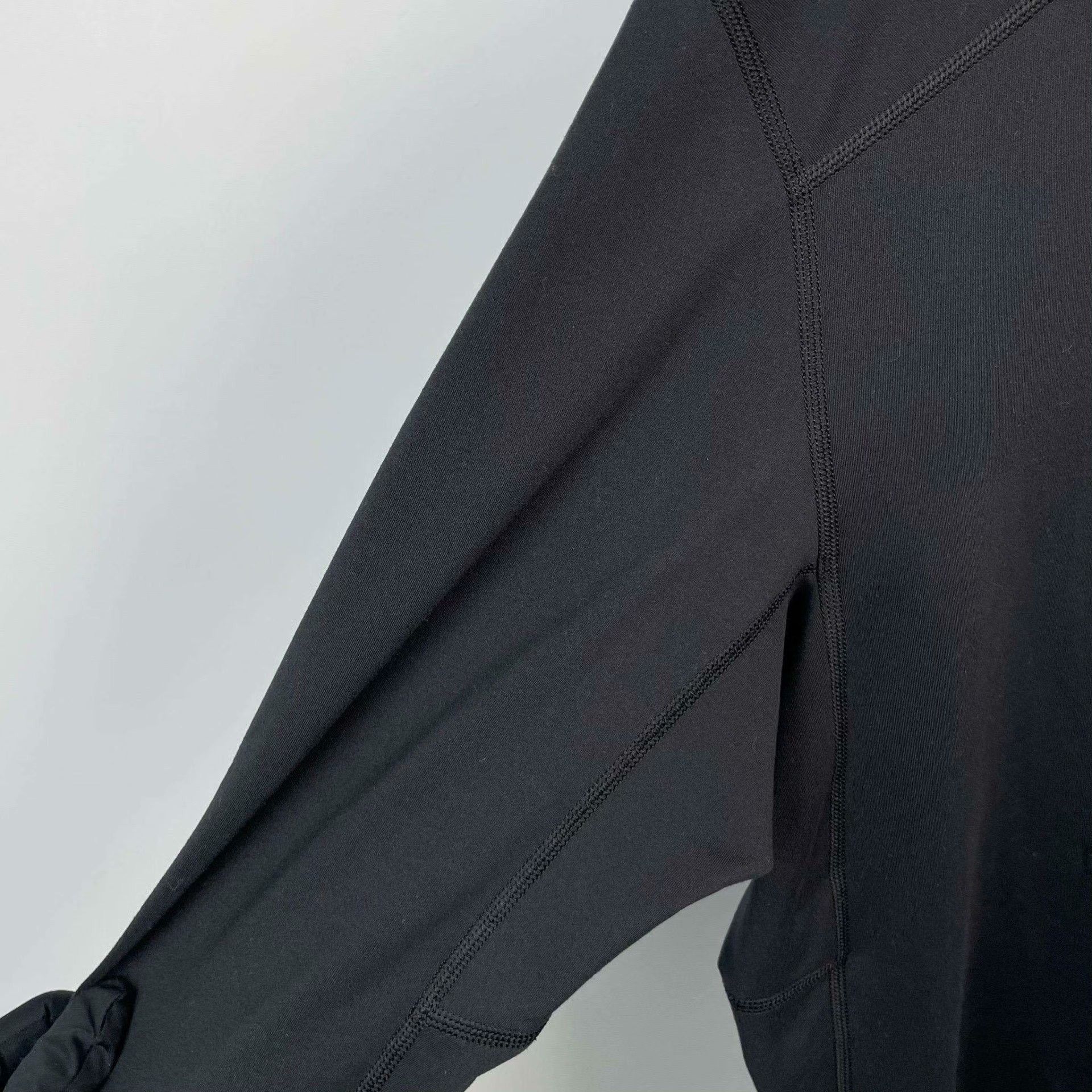Arc'teryx Arc'teryx Black T-Shirt S Men Size US S / EU 44-46 / 1 - 6 Thumbnail