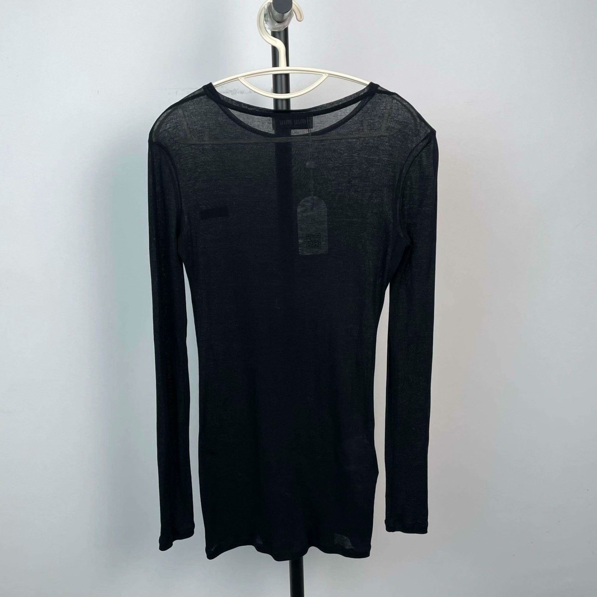 Miu Miu Miu Miu Black T-Shirt XS Women Size XS / US 0-2 / IT 36-38 - 2 Thumbnail