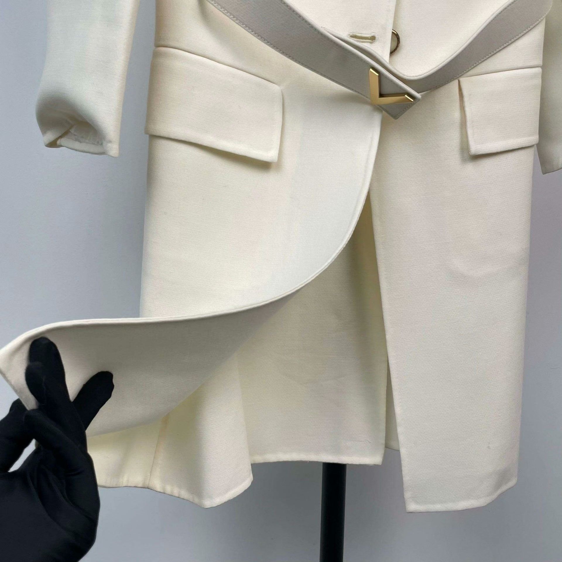 Valentino Valentino White Coat 36 Women Size S / US 4 / IT 40 - 9 Thumbnail