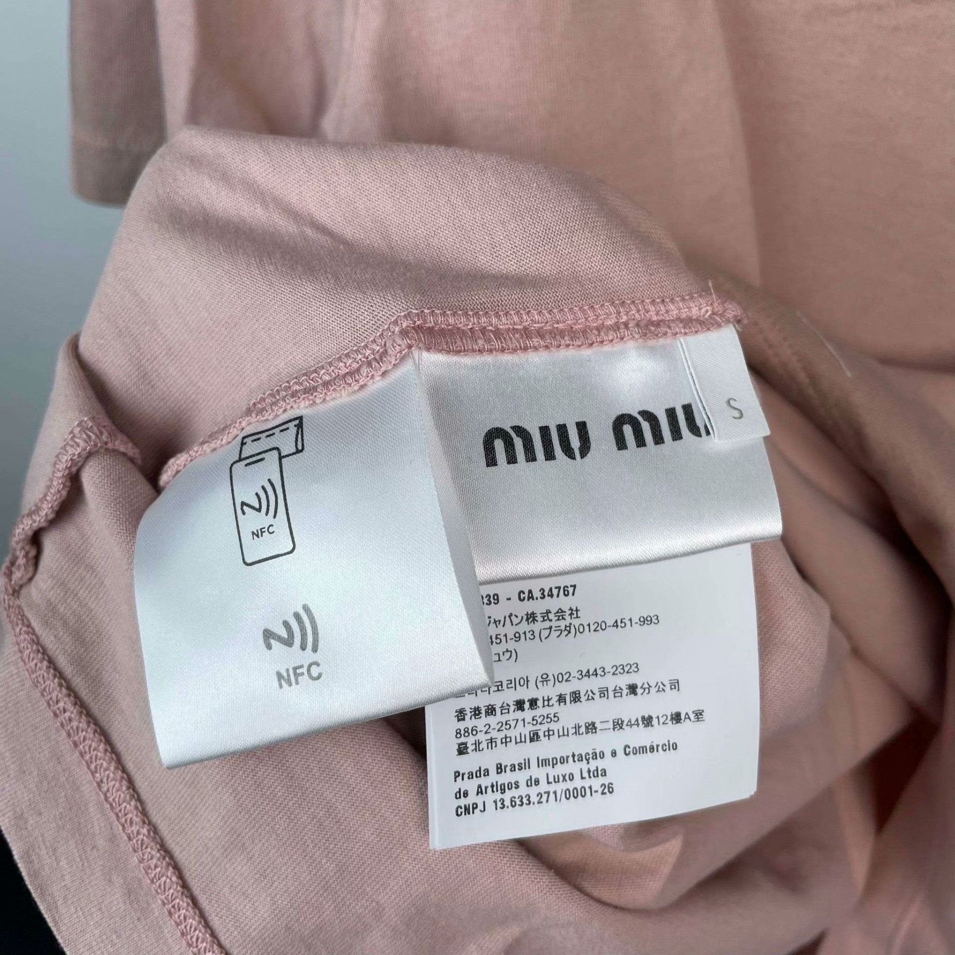 Miu Miu Miu Miu Distressed Cotton Pink T-Shirt S Women Size S / US 4 / IT 40 - 4 Thumbnail
