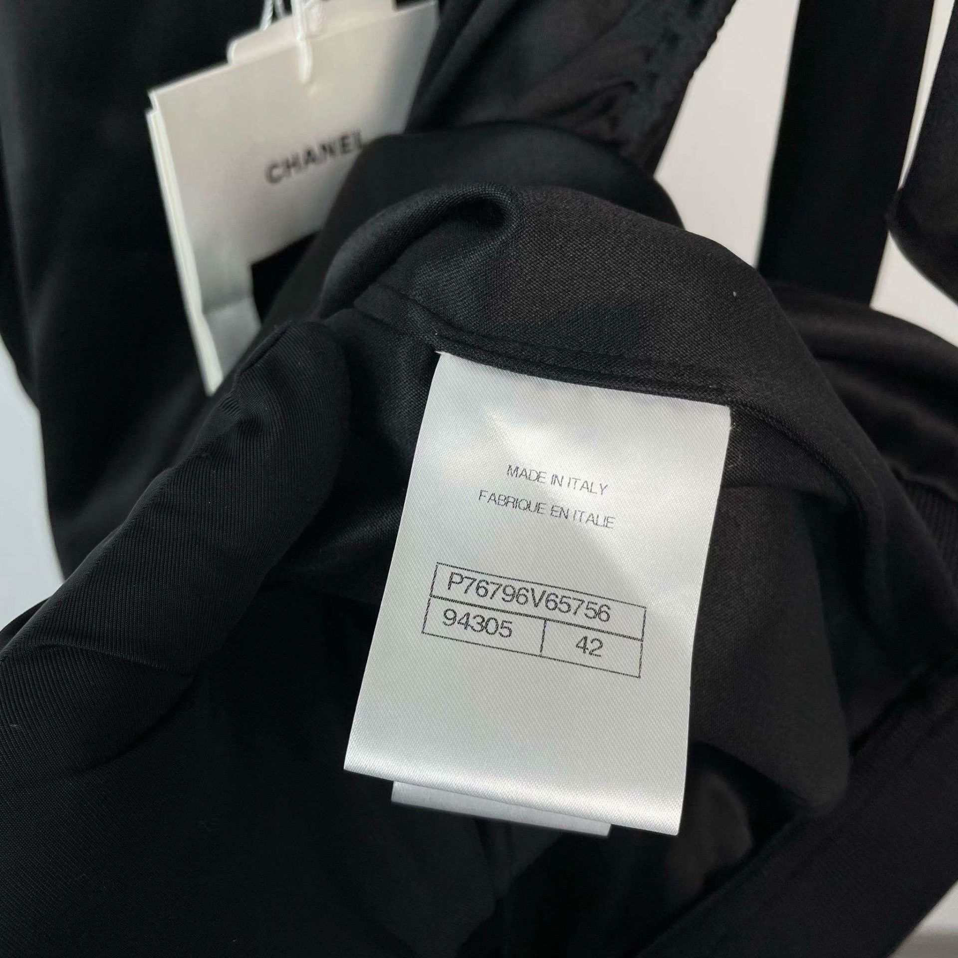 Chanel Chanel Silk Black T-Shirt S Women Size S / US 4 / IT 40 - 6 Thumbnail