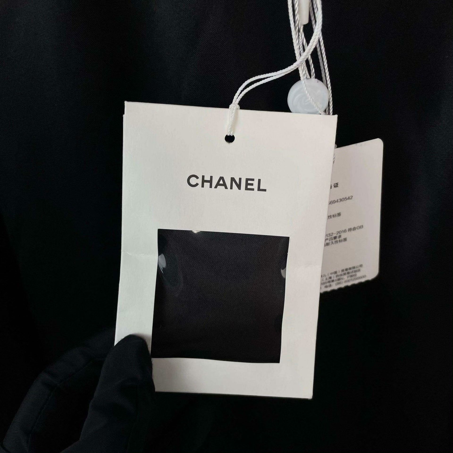 Chanel Chanel Silk Black T-Shirt S Women Size S / US 4 / IT 40 - 5 Thumbnail