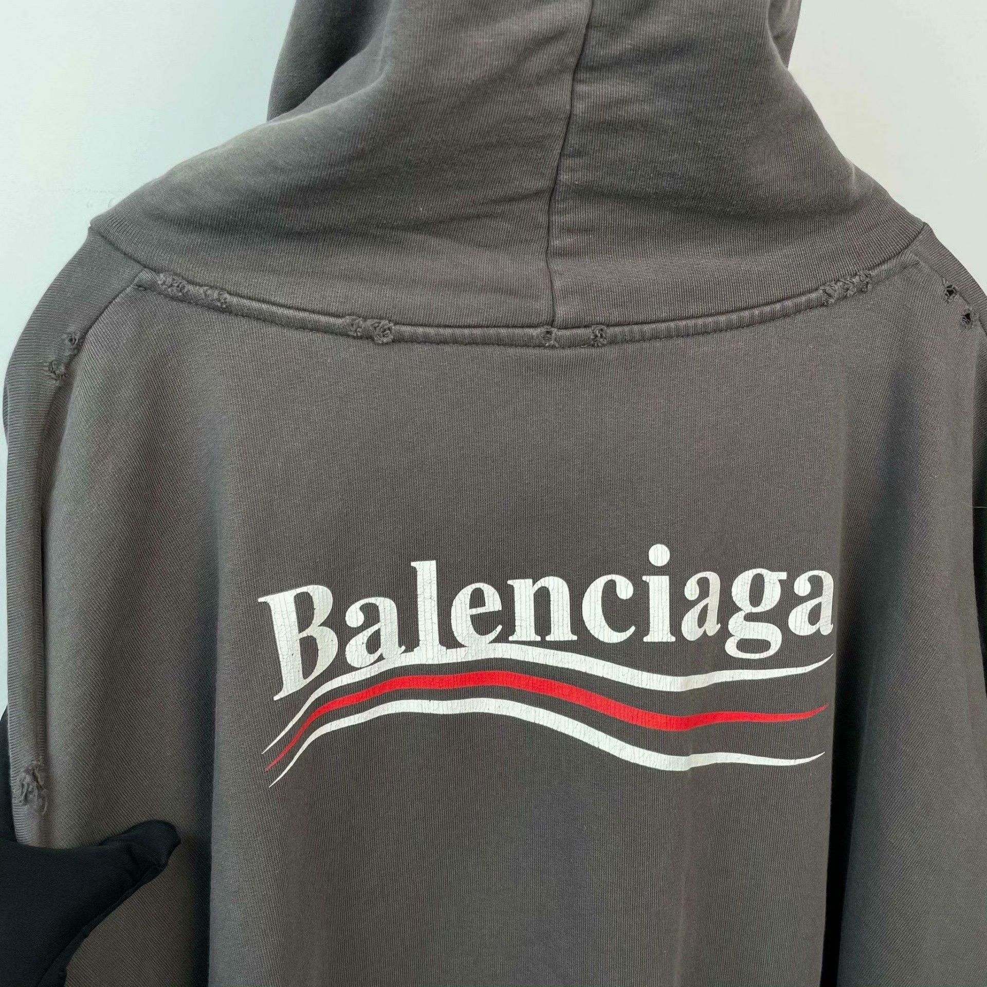Balenciaga Balenciaga Gray Hoodie L Men Size US L / EU 52-54 / 3 - 3 Thumbnail