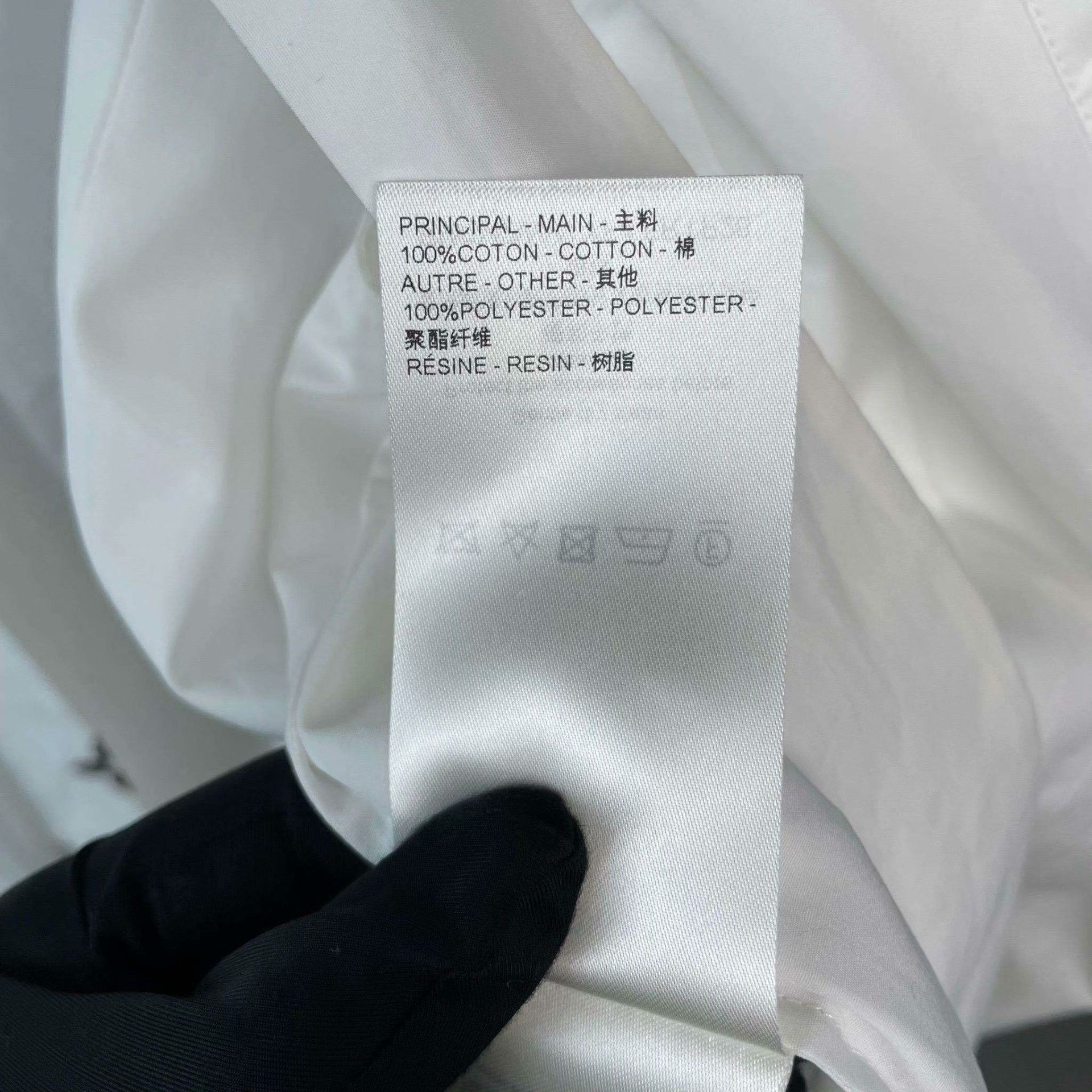 Louis Vuitton Louis Vuitton White Shirt 40 Men Size US M / EU 48-50 / 2 - 6 Thumbnail