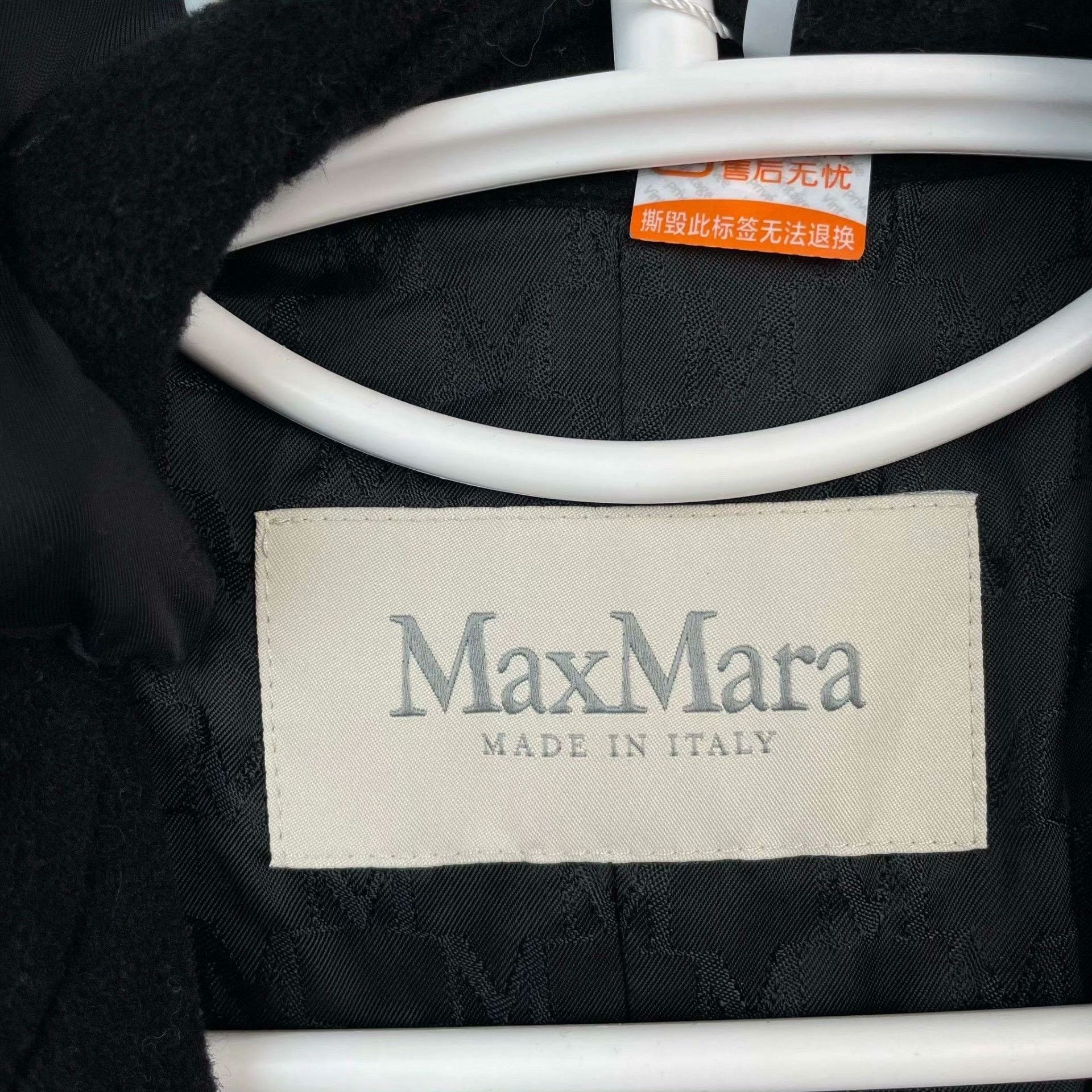 Max Mara Max Mara Black Coat L Women Size L / US 10 / IT 46 - 3 Thumbnail
