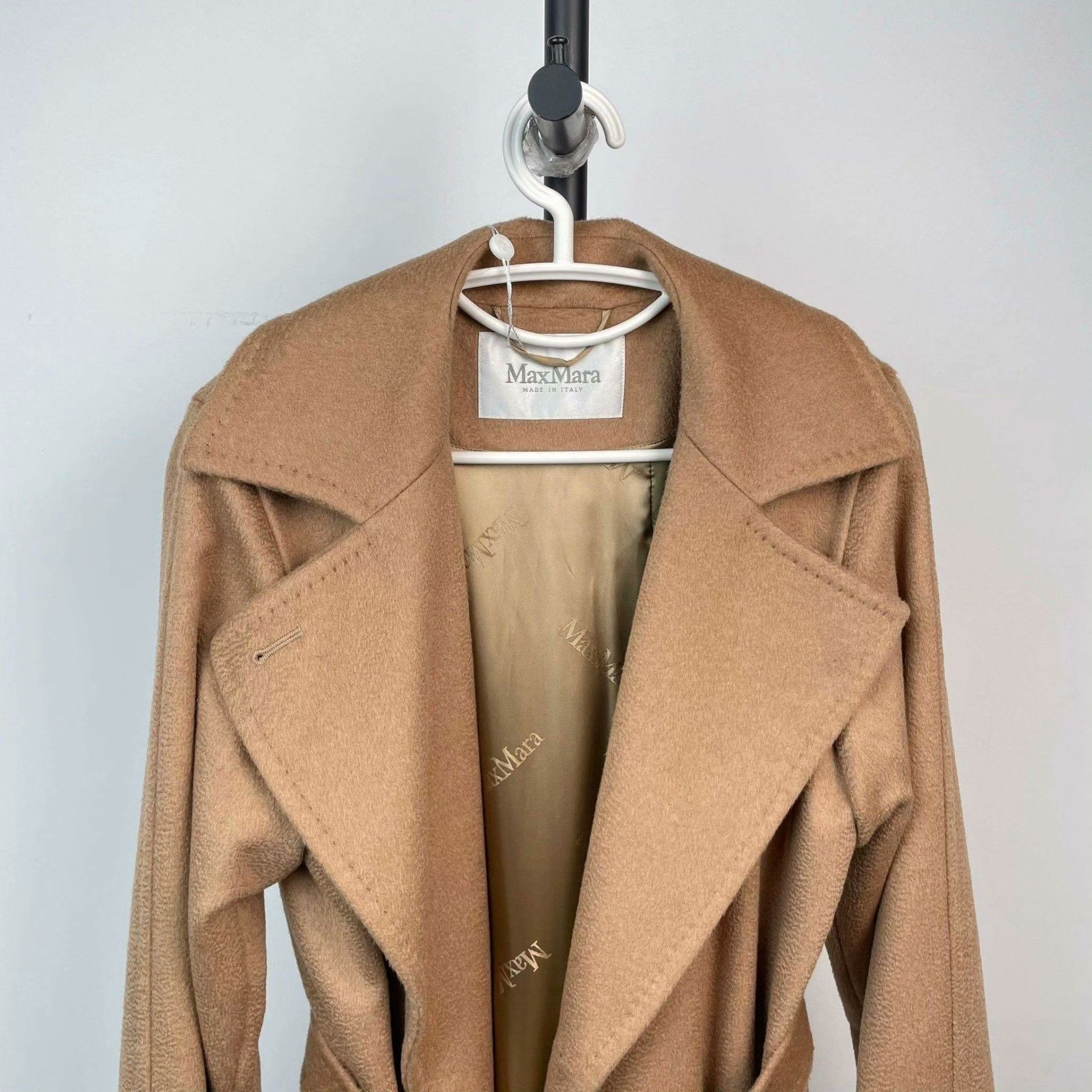 Max Mara Max Mara Coat L Women Size L / US 10 / IT 46 - 9 Thumbnail