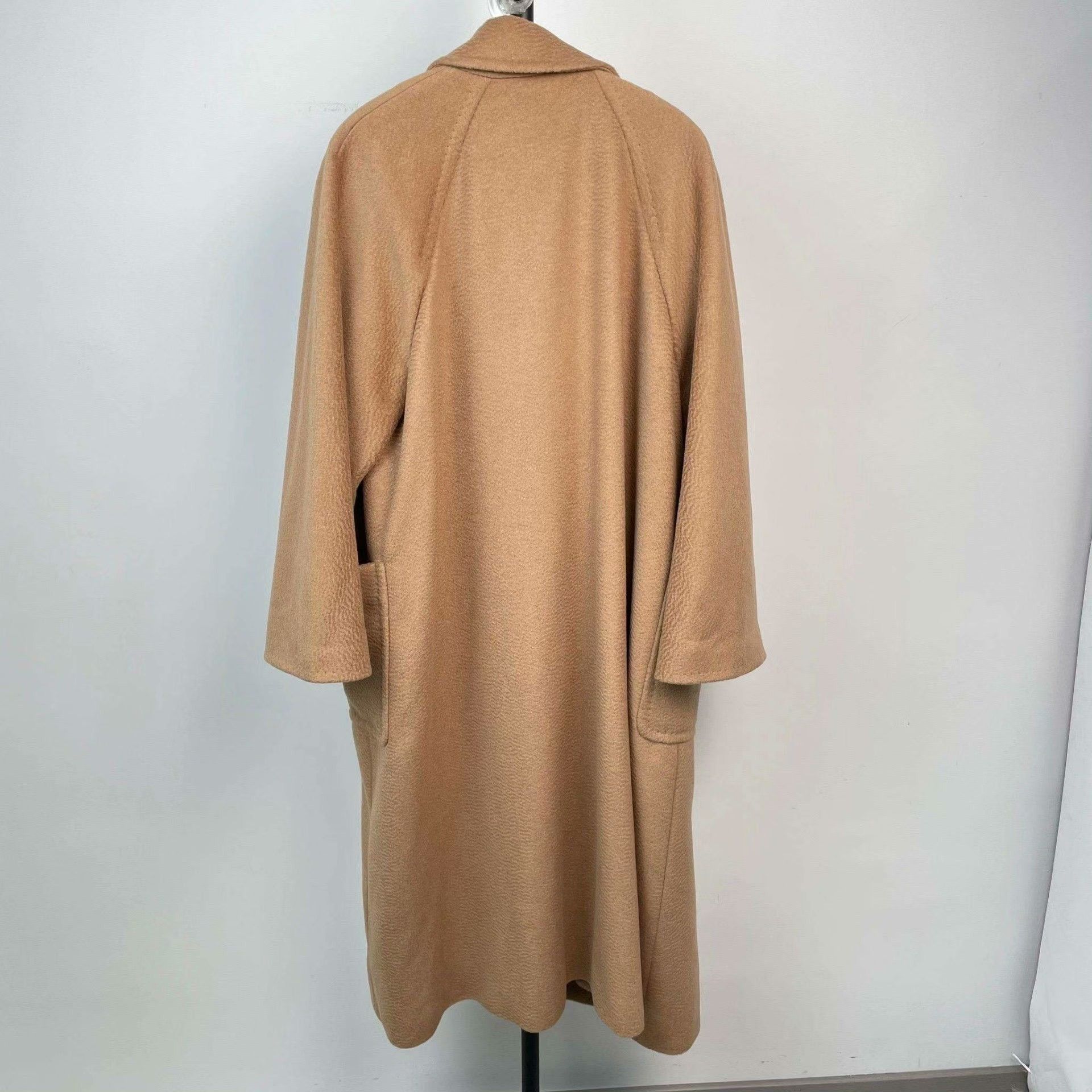 Max Mara Max Mara Brown Coat 50 Women Size XL / US 12-14 / IT 48-50 - 2 Thumbnail