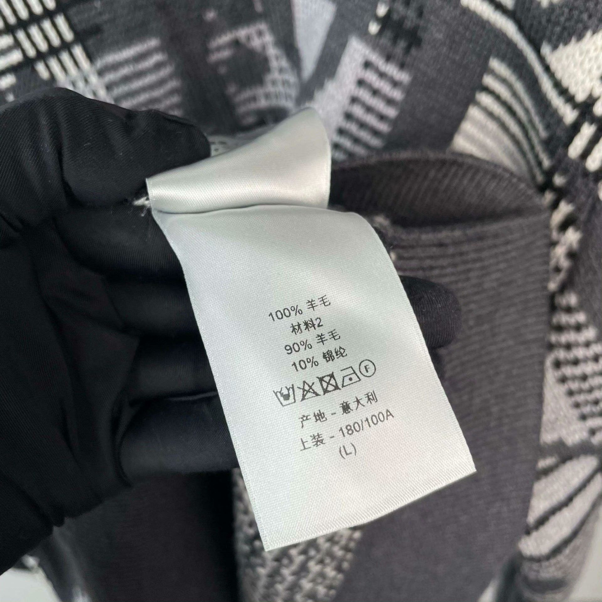 Dior Dior Retro Wool Gray Sweater L Women Size L / US 10 / IT 46 - 5 Thumbnail