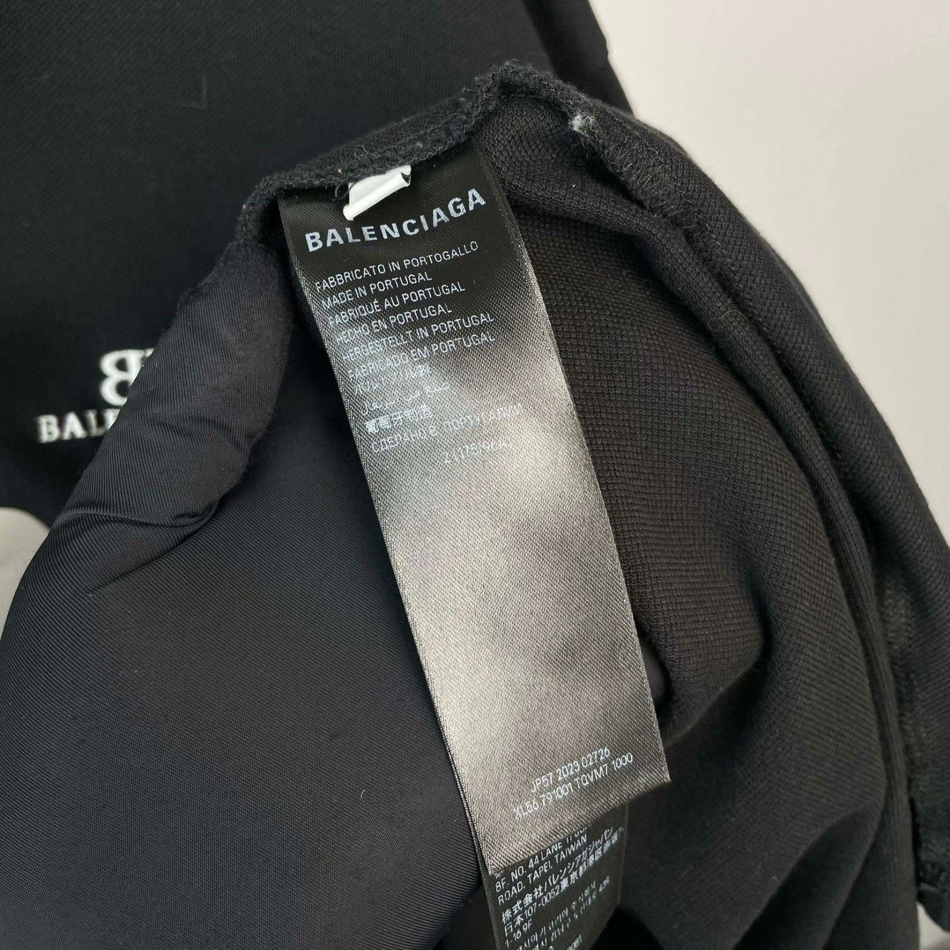 Balenciaga Balenciaga Embroidered Polo S Men Size US S / EU 44-46 / 1 - 5 Thumbnail