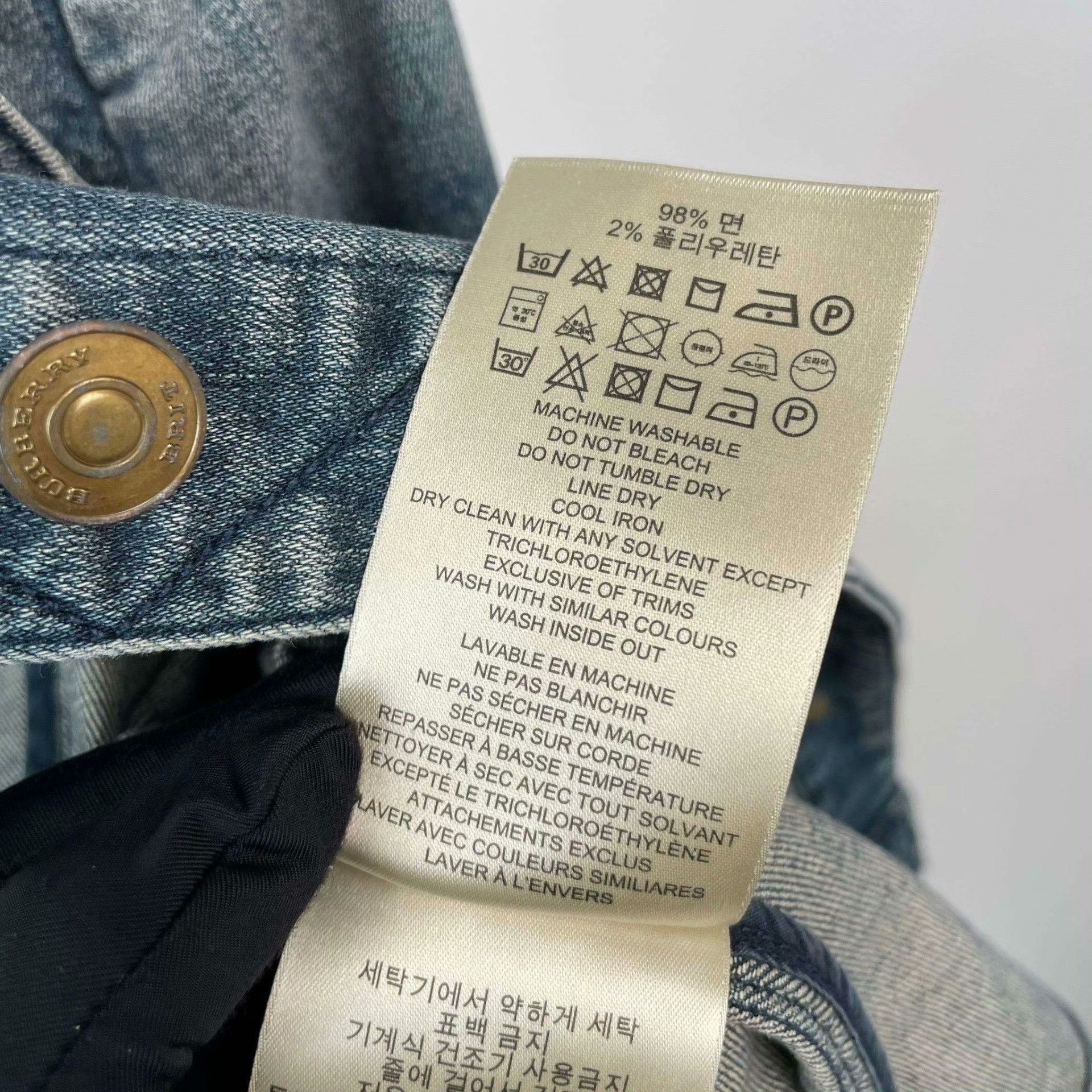 Burberry Burberry Denim Cropped Jacket M Women Size M / US 6-8 / IT 42-44 - 5 Thumbnail