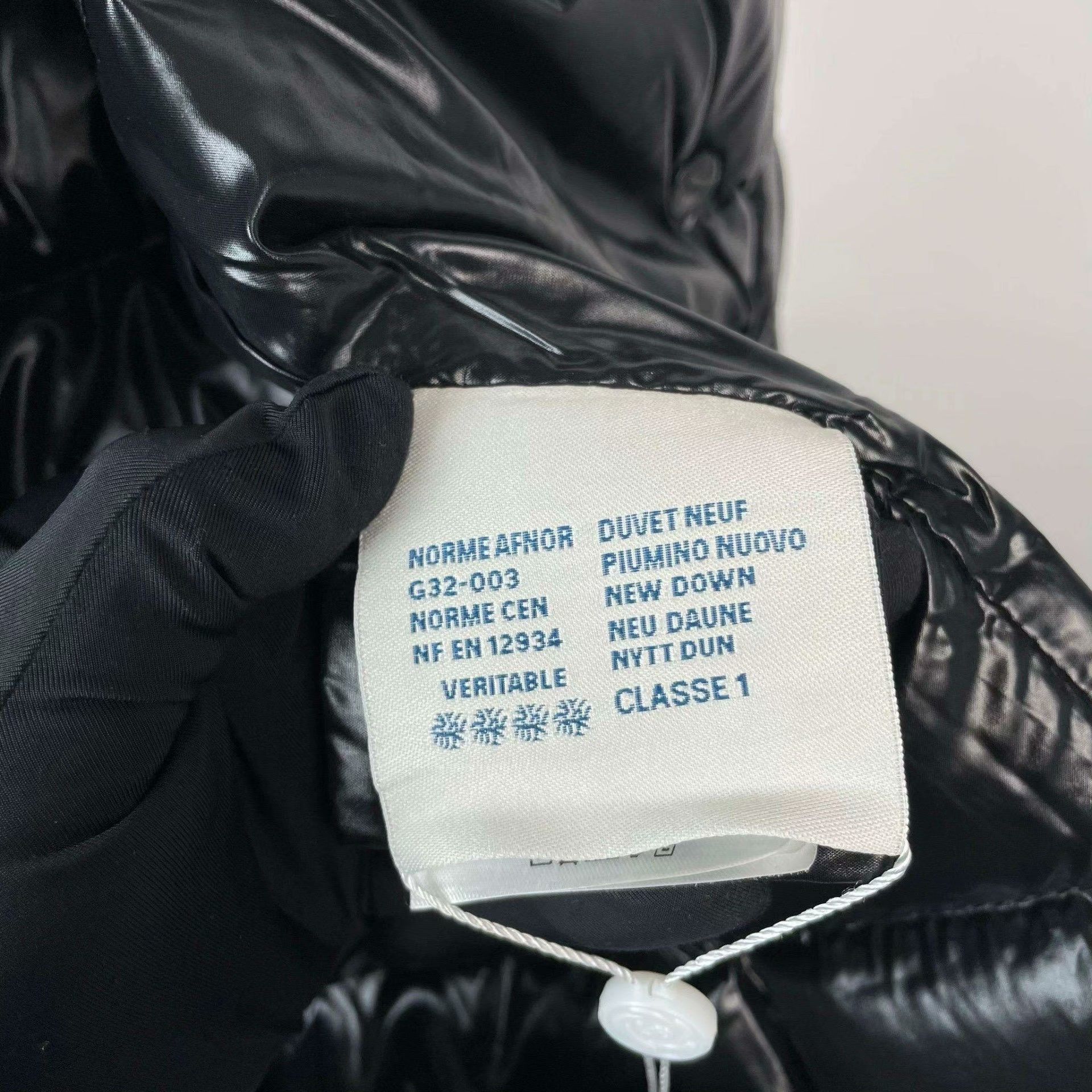 Moncler Moncler Down Black Down Jacket M Women Size M / US 6-8 / IT 42-44 - 6 Thumbnail