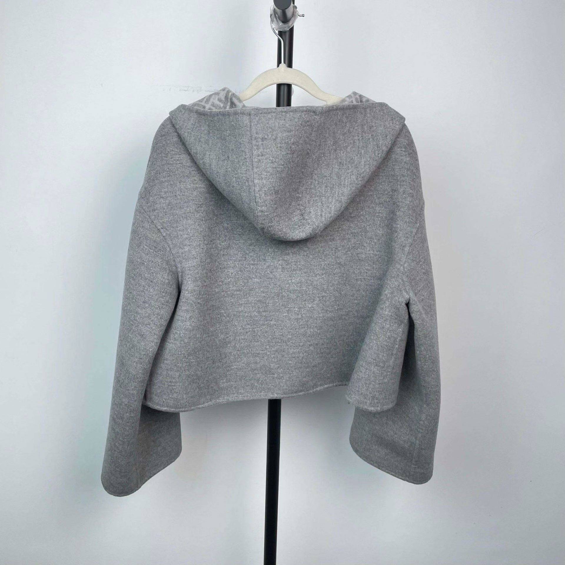 Fendi Fendi Wool Gray Coat S Women Size S / US 4 / IT 40 - 2 Thumbnail