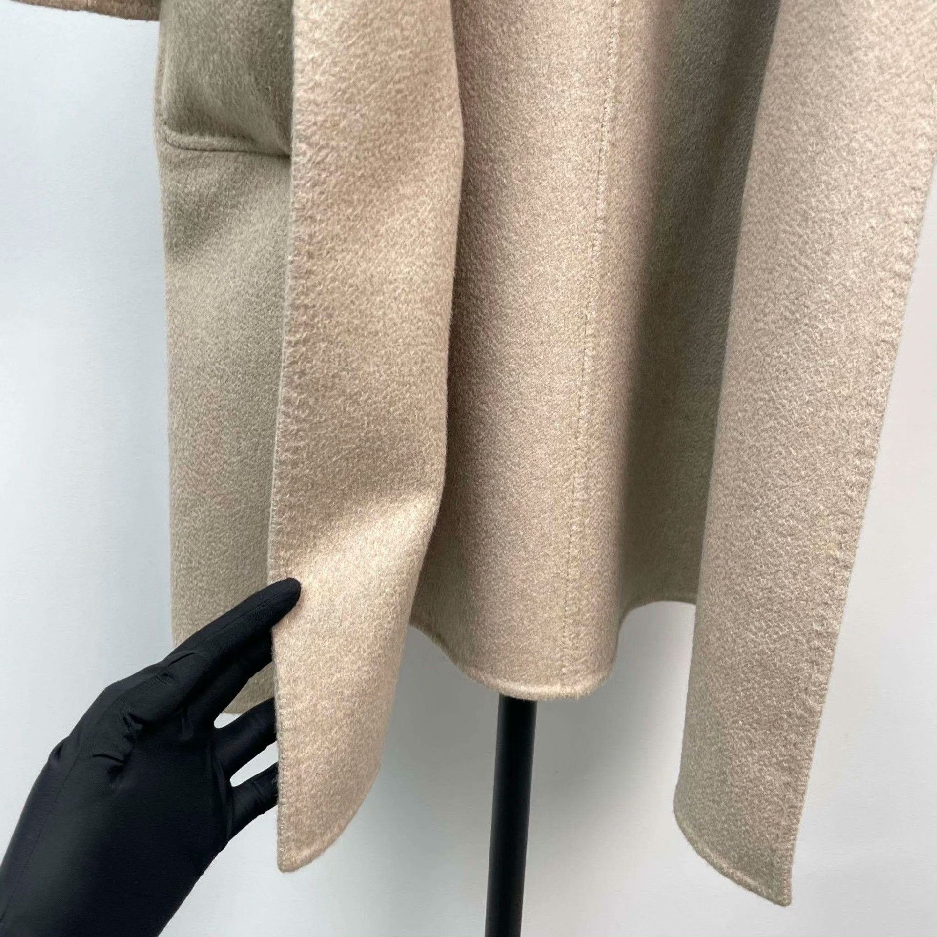 Max Mara Max Mara Coat S Women Size S / US 4 / IT 40 - 8 Thumbnail