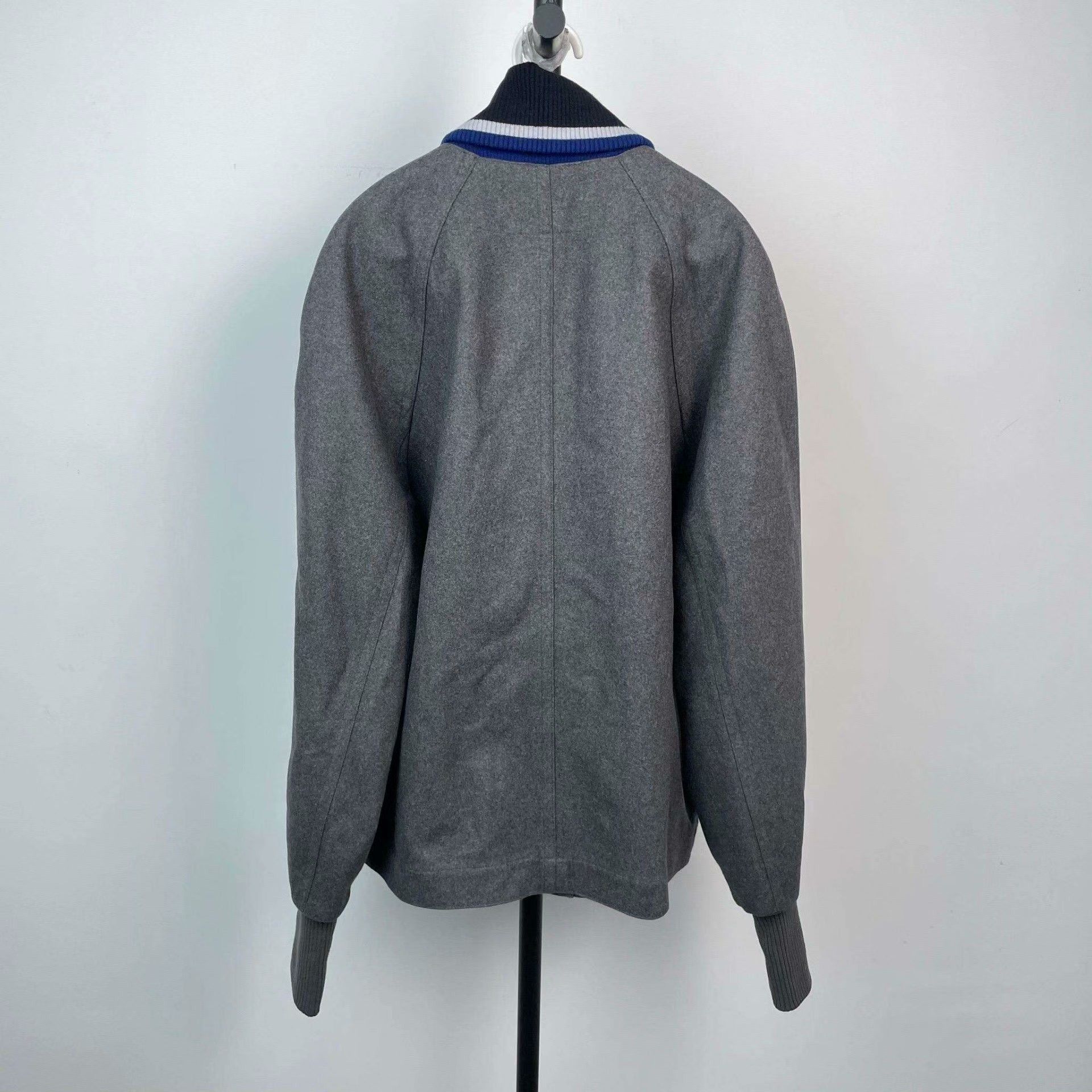 Hermes Hermes Gray Light Jacket 50 Men Size US XL / EU 56 / 4 - 2 Thumbnail