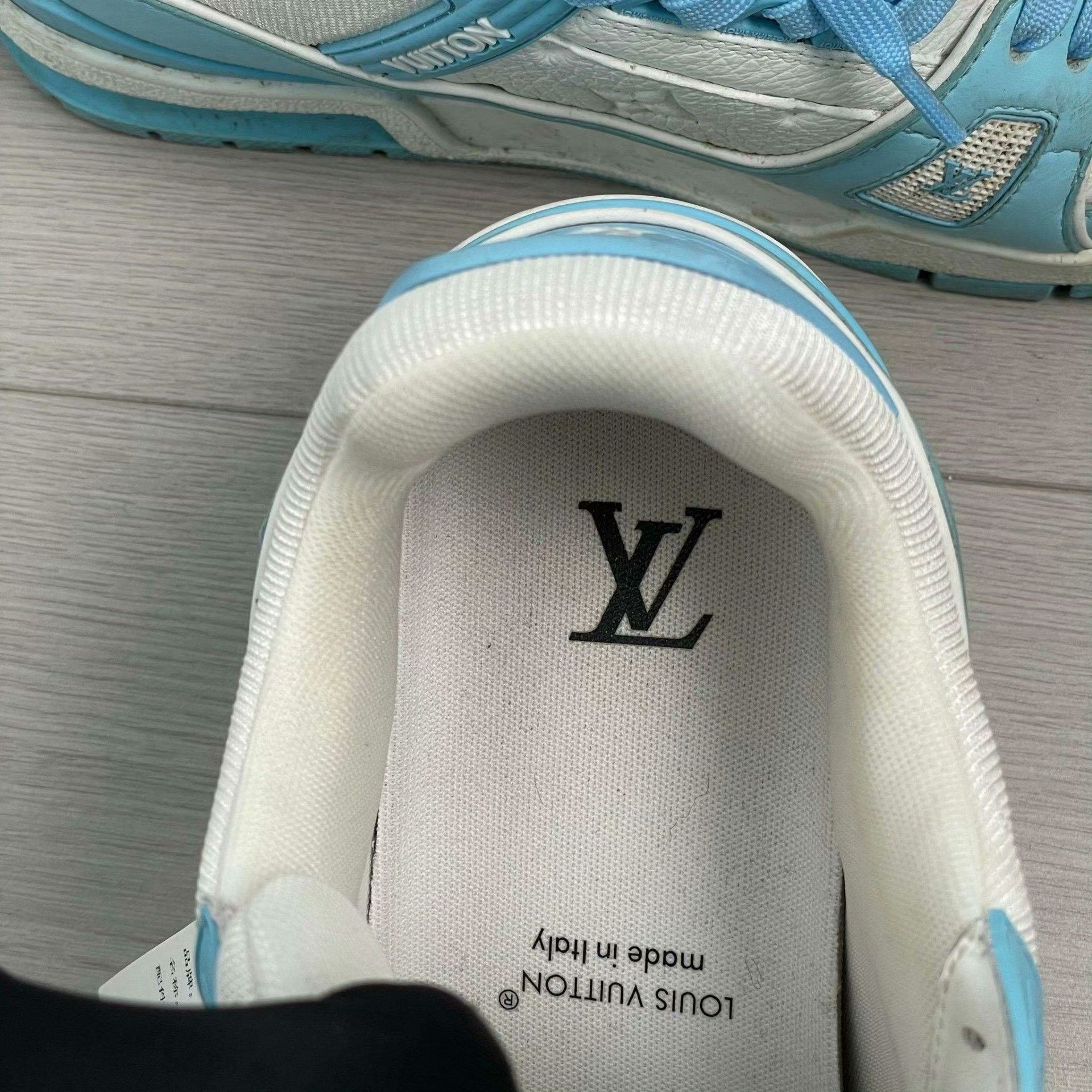 Louis Vuitton Louis Vuitton Blue Lowtop Sneakers 39 Men Size US 6.5 / EU 39-40 - 7 Thumbnail