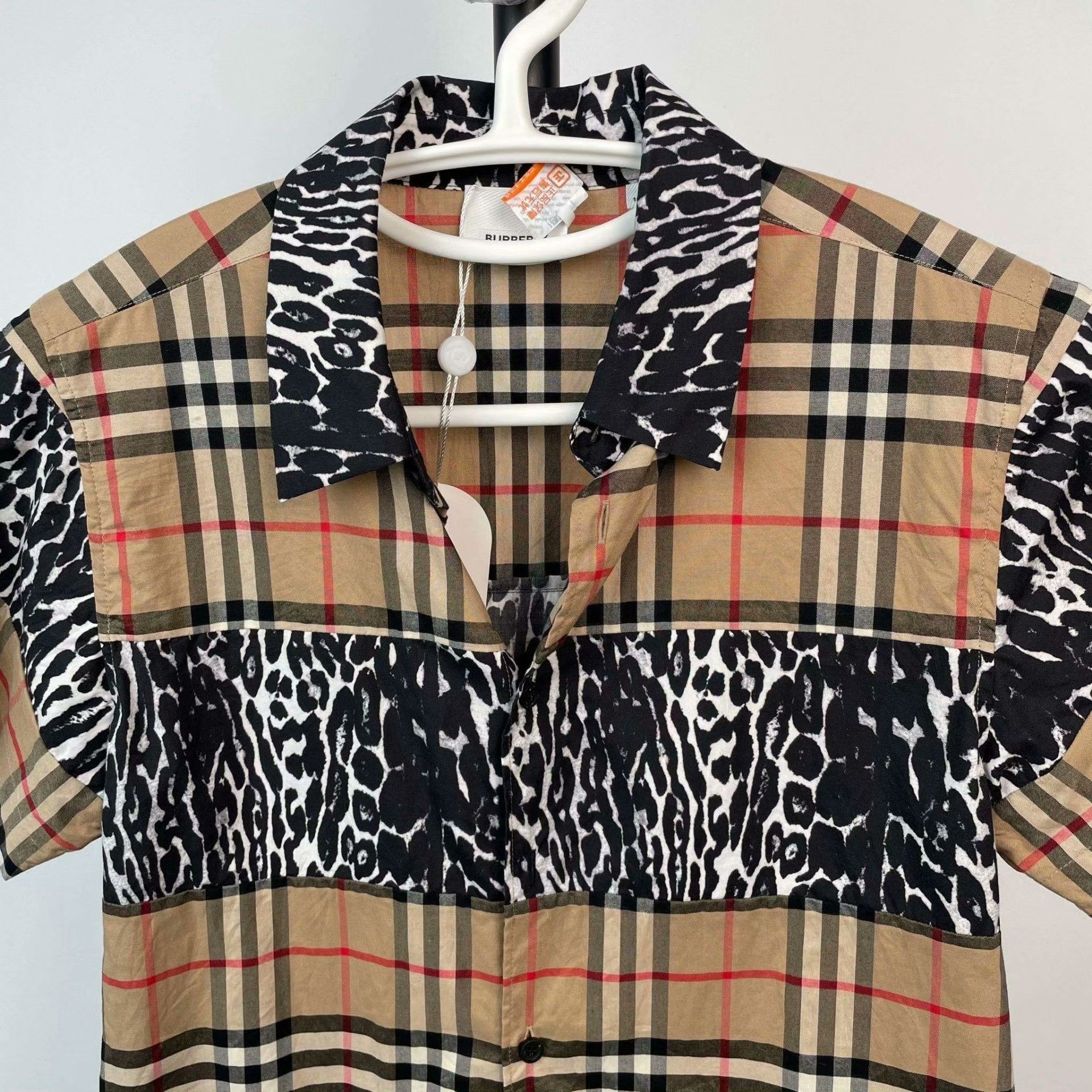 Burberry Burberry Shirt XL Men Size US XL / EU 56 / 4 - 9 Thumbnail