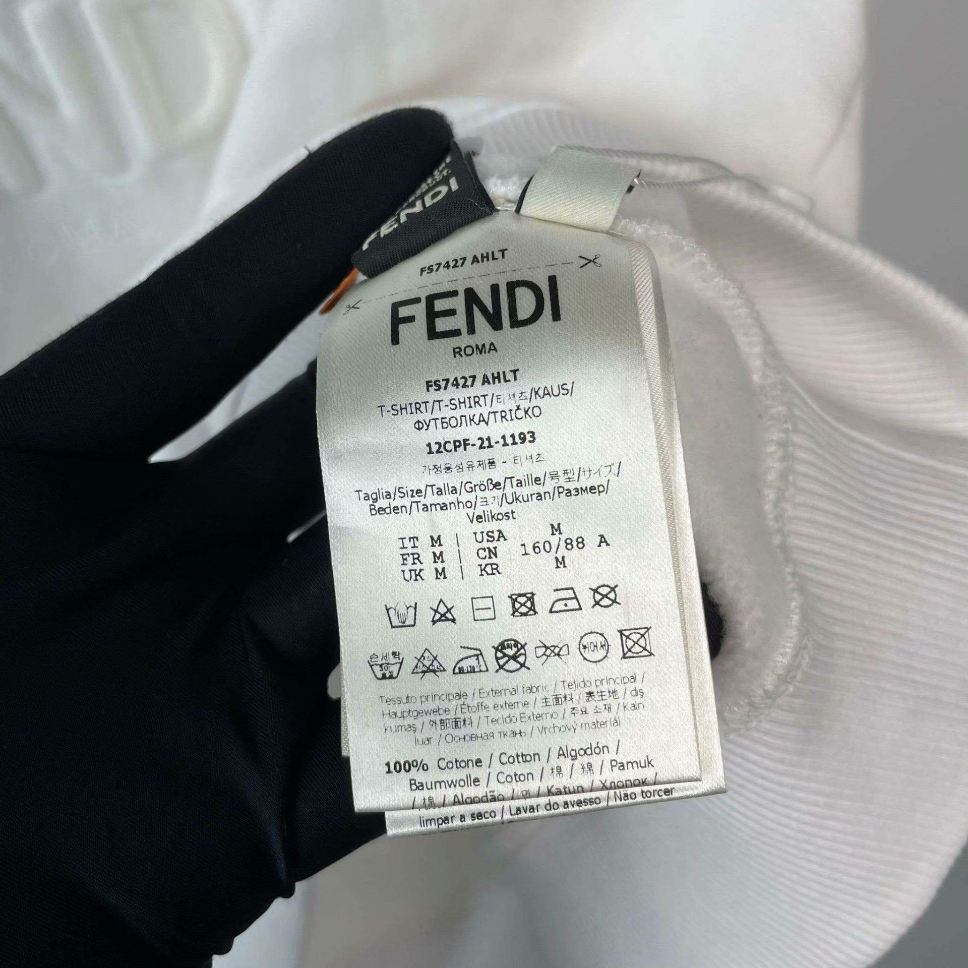Fendi Fendi Retro White Hoodie S Women Size S / US 4 / IT 40 - 6 Thumbnail