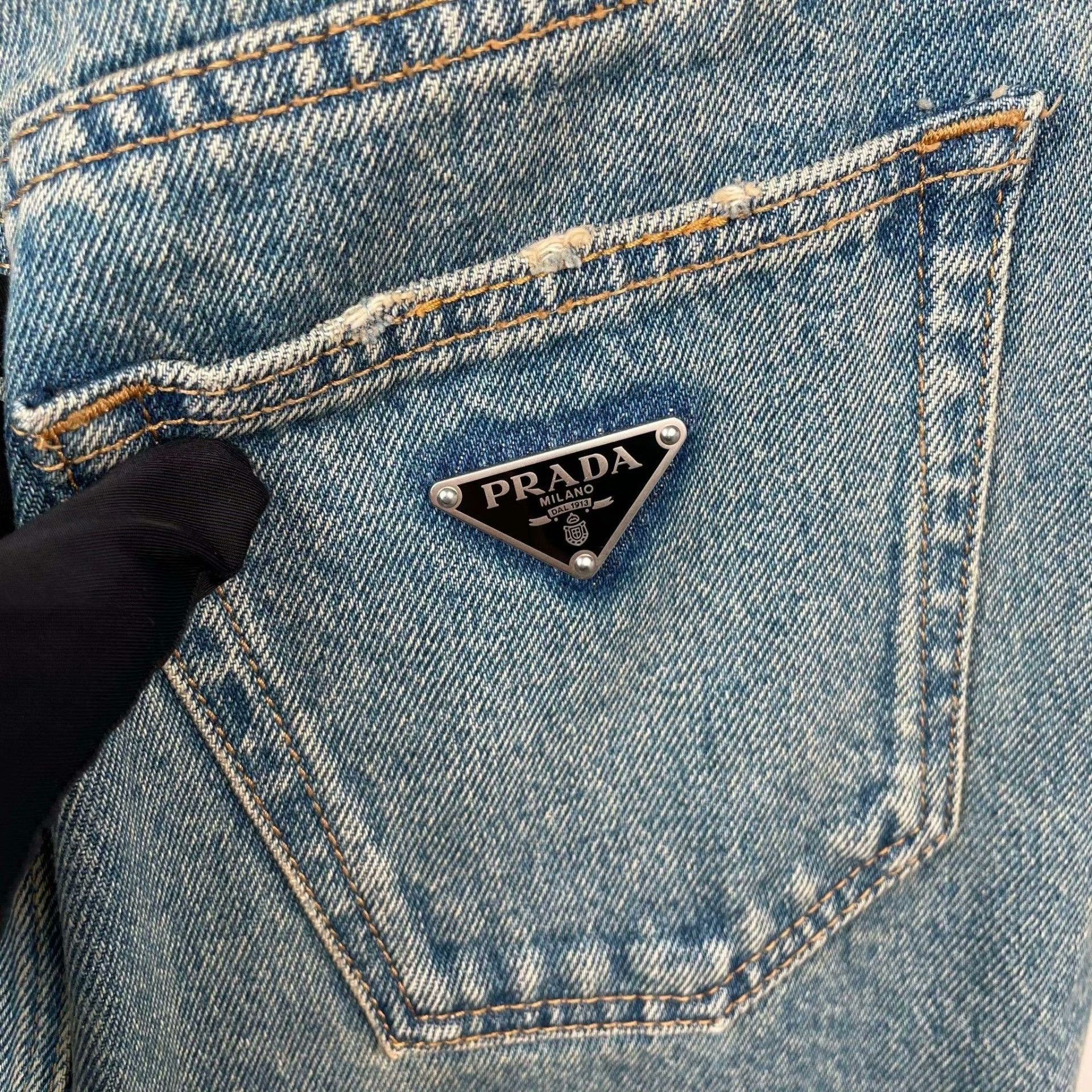 Prada Prada Denim Skirt S Women Size 26" / US 2 / IT 38 - 4 Thumbnail