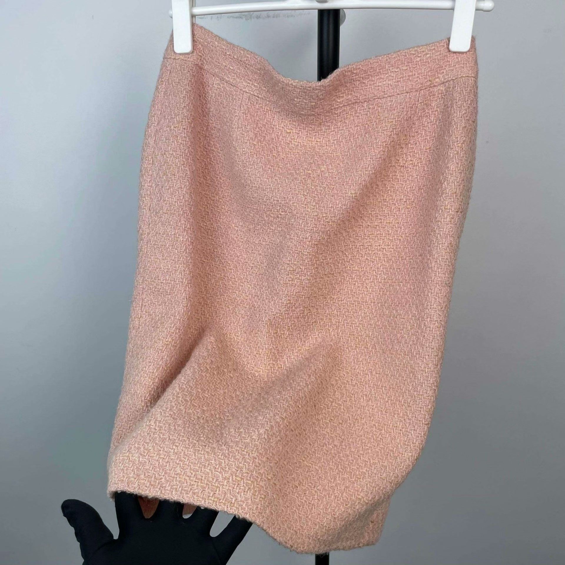 Chanel Chanel Pink Skirt S Women Size 26" / US 2 / IT 38 - 7 Thumbnail