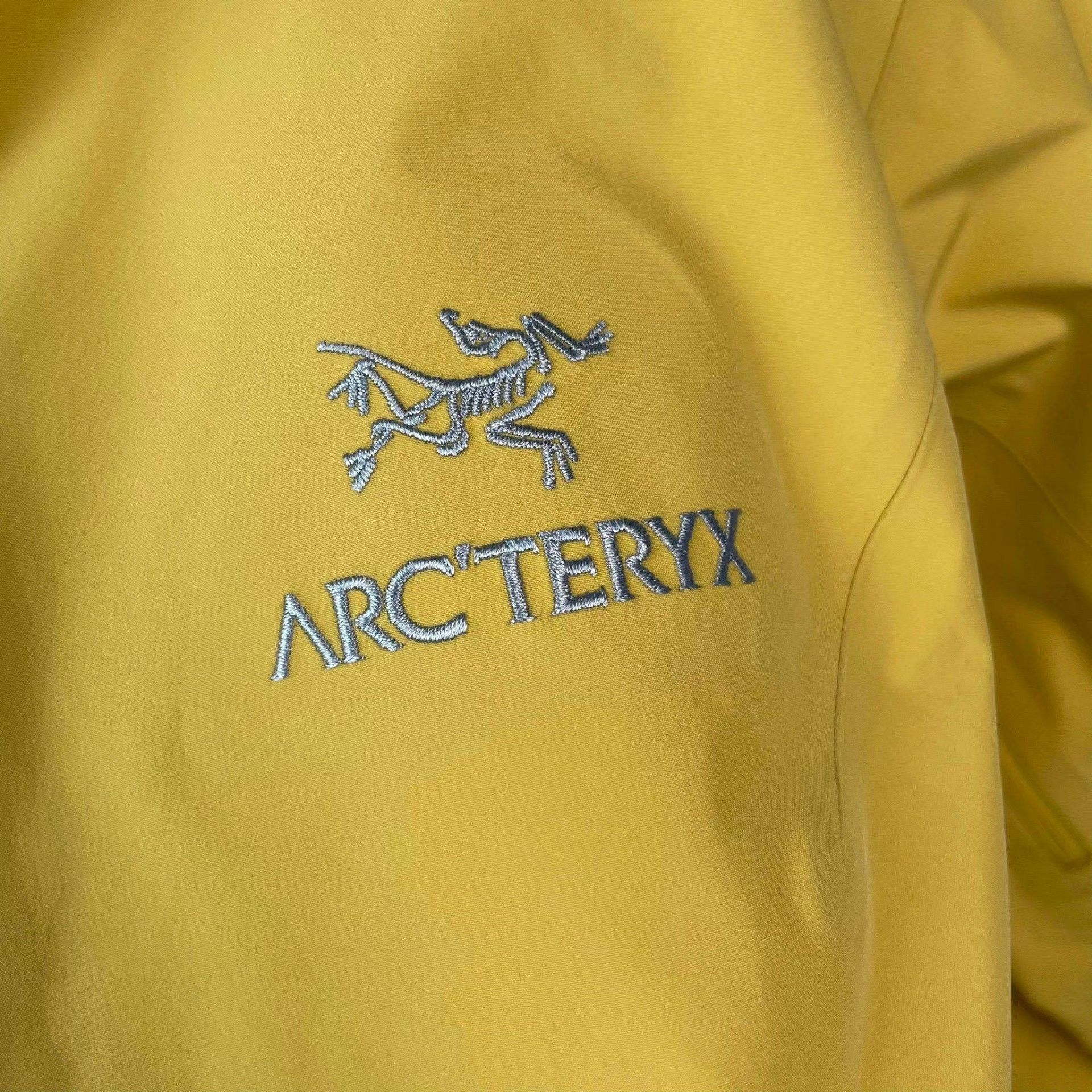 Arc'teryx Arc'teryx Yellow Light Jacket S Men Size US S / EU 44-46 / 1 - 4 Thumbnail