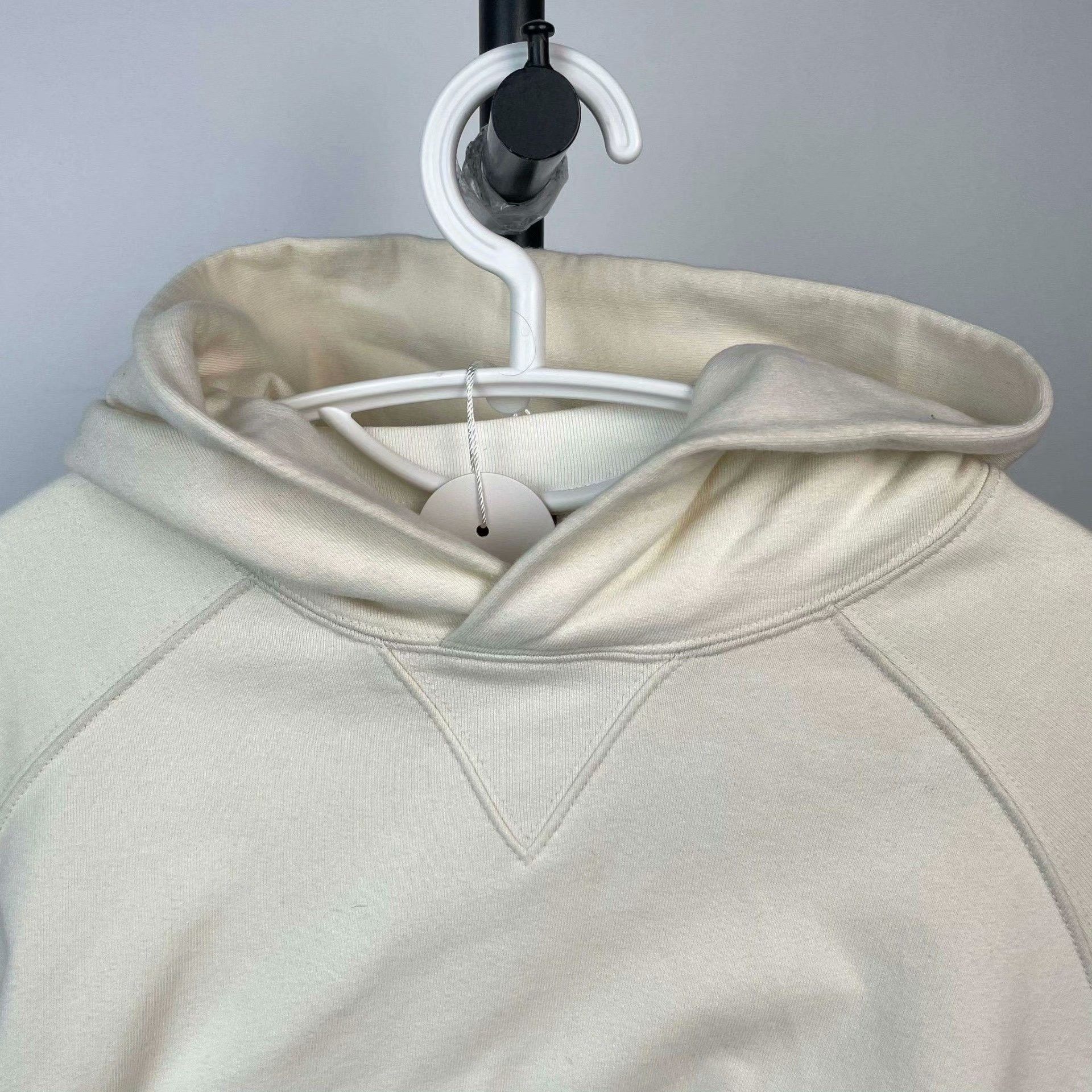 Balenciaga Balenciaga Hoodie L Men Size US L / EU 52-54 / 3 - 7 Thumbnail