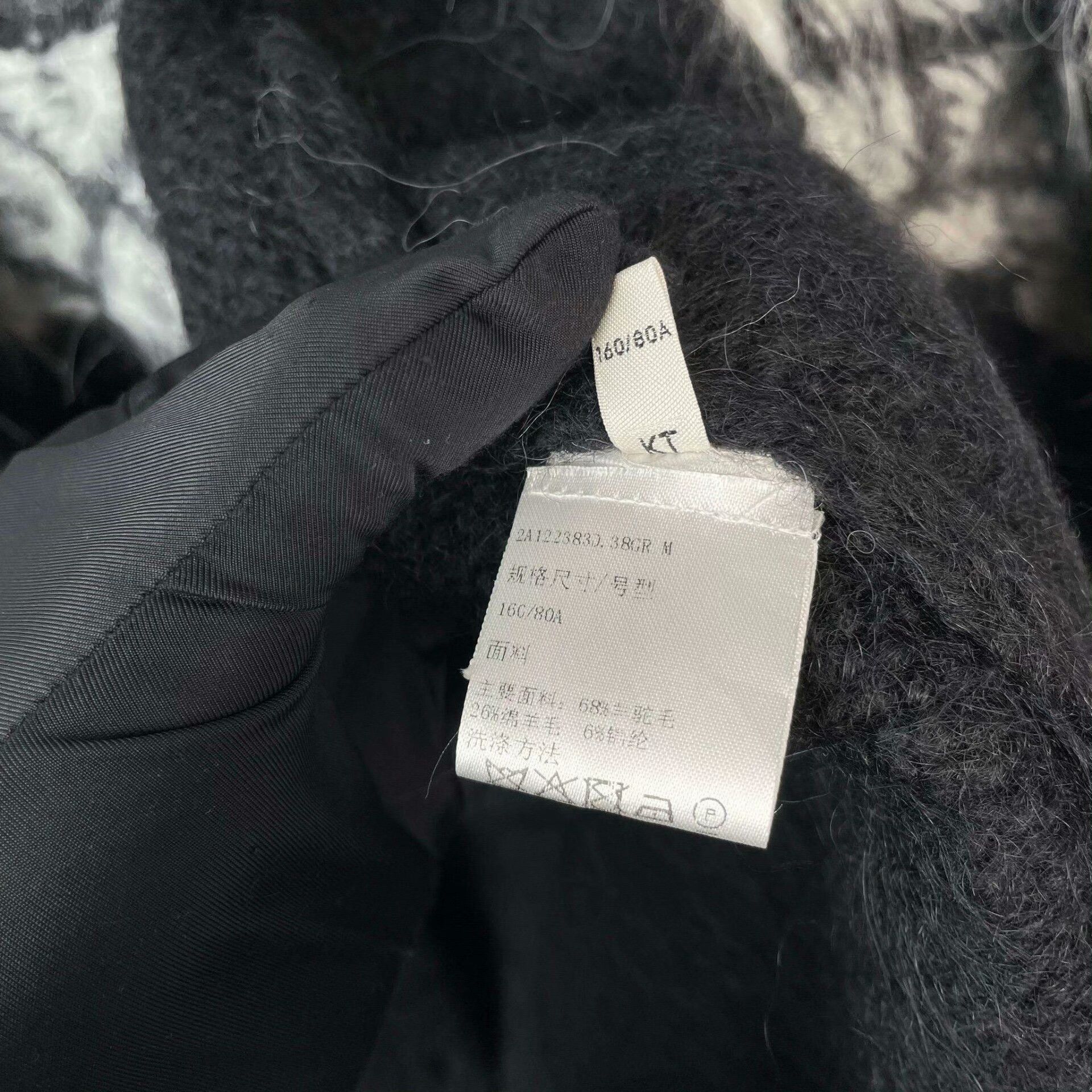 Celine Celine Knit Wool Black Sweater M Women Size M / US 6-8 / IT 42-44 - 5 Thumbnail