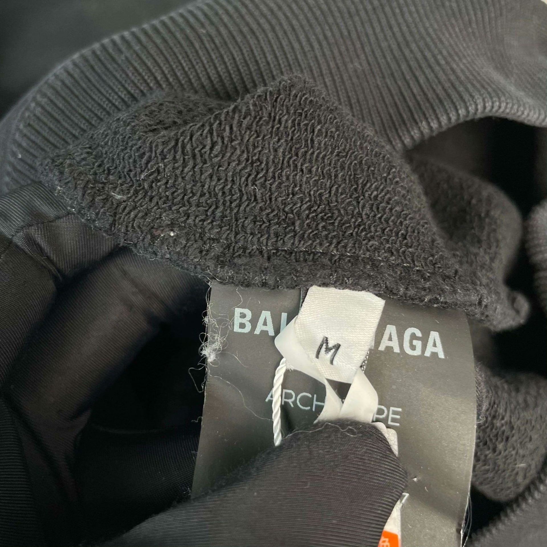 Balenciaga Balenciaga Black Hoodie M Men Size US M / EU 48-50 / 2 - 7 Thumbnail