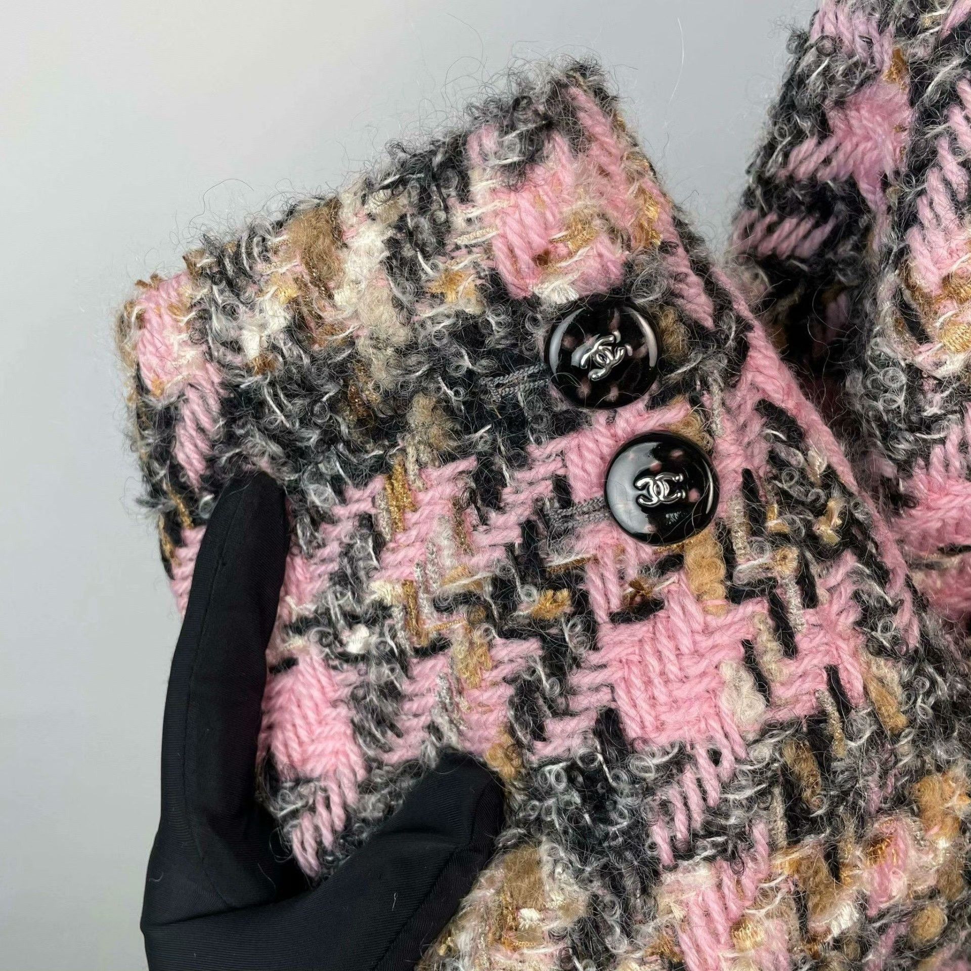Chanel Chanel Pink Light Jacket 40 Men Size US M / EU 48-50 / 2 - 8 Thumbnail