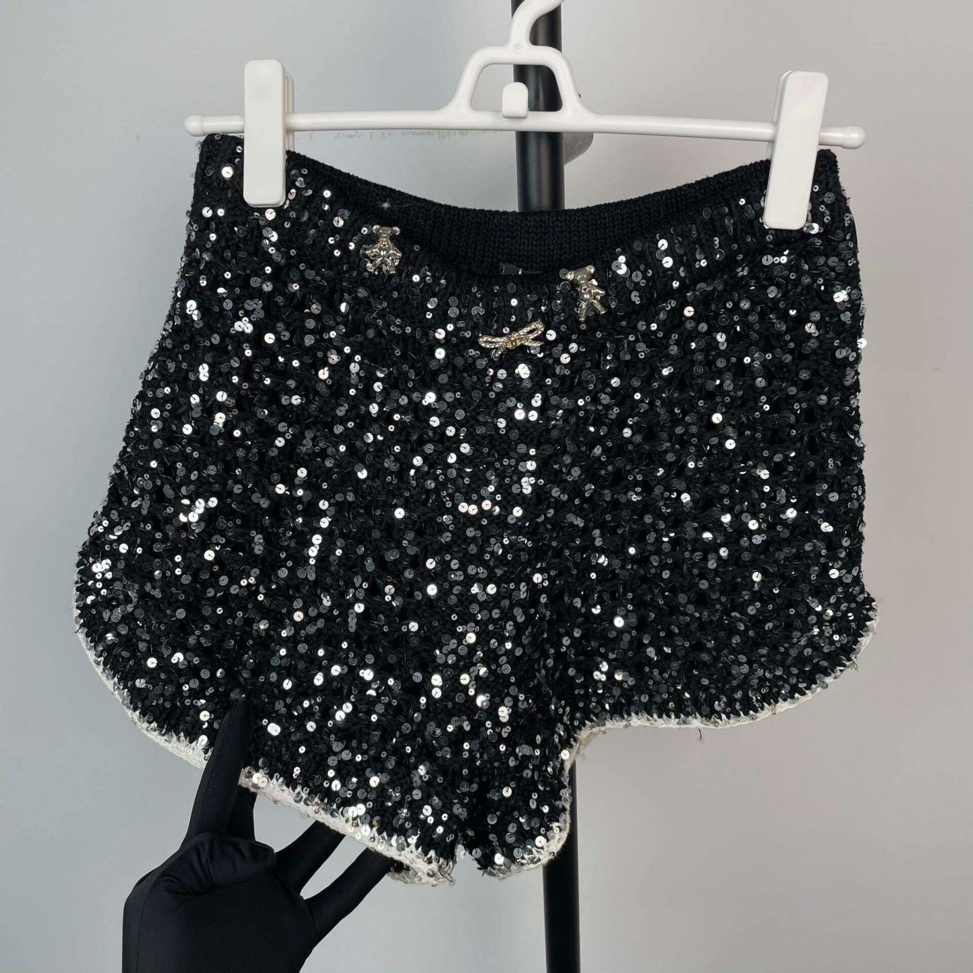 Chanel Chanel Pants L Women Size 30" / US 8 / IT 44 - 2 Thumbnail