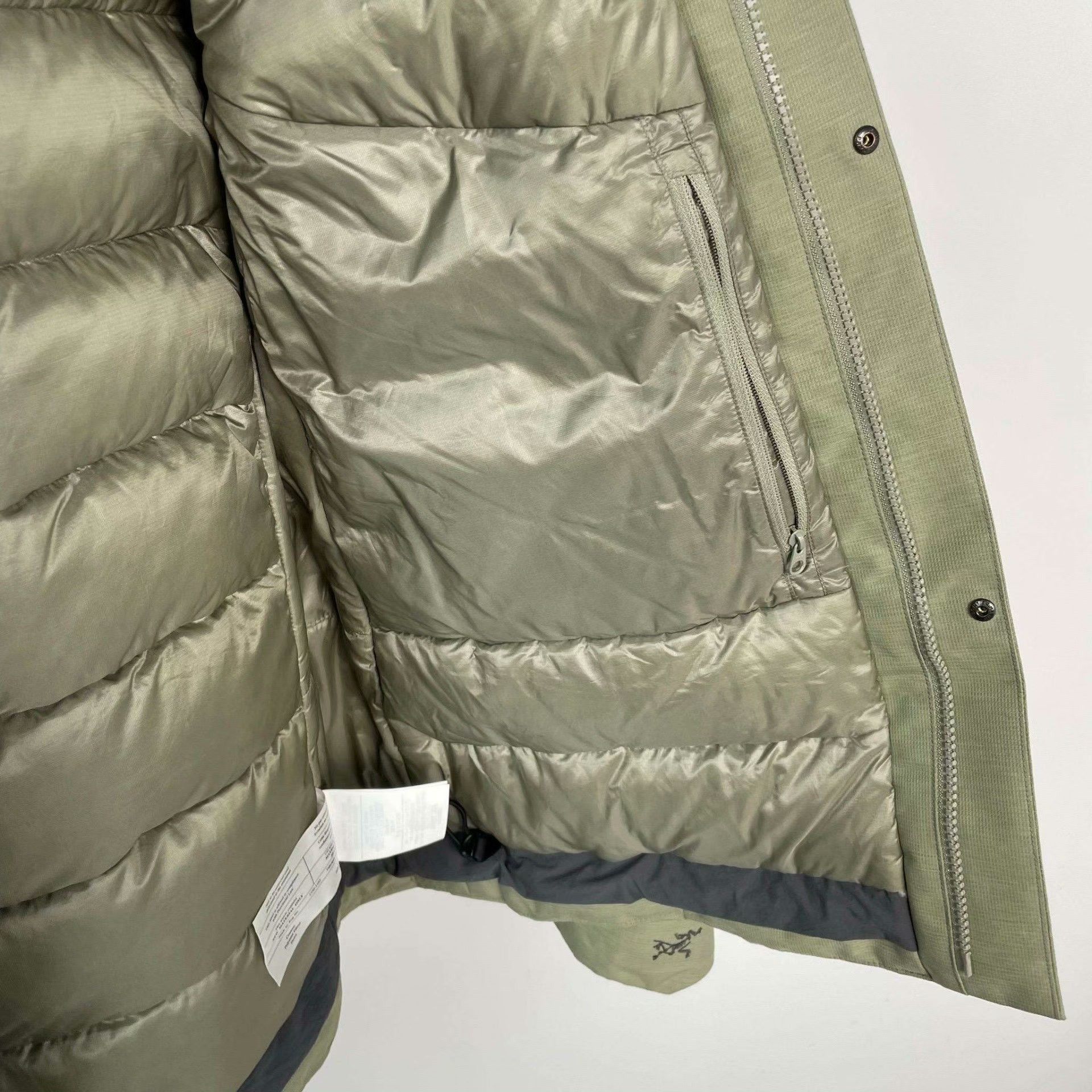Arc'teryx Arc'teryx Down Gray Heavy Coat L Men Size US L / EU 52-54 / 3 - 9 Thumbnail