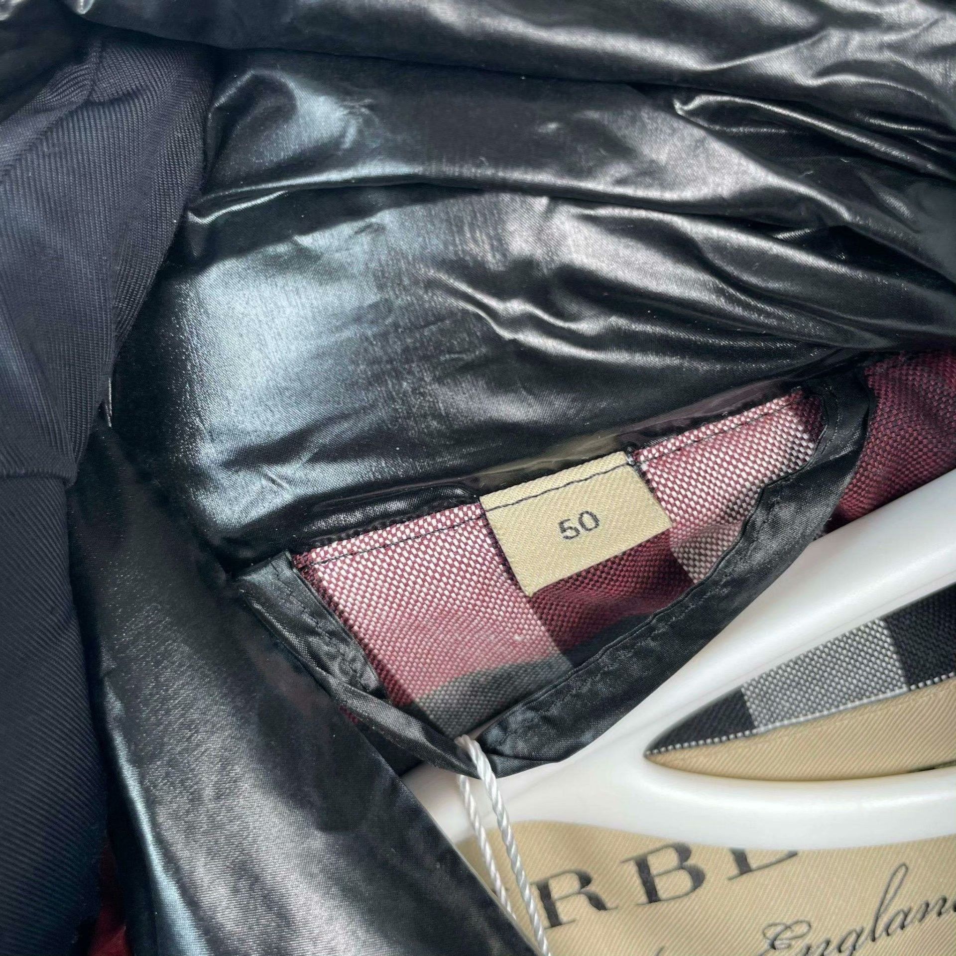 Burberry Burberry Down Black Heavy Coat 50 Men Size US XL / EU 56 / 4 - 5 Thumbnail