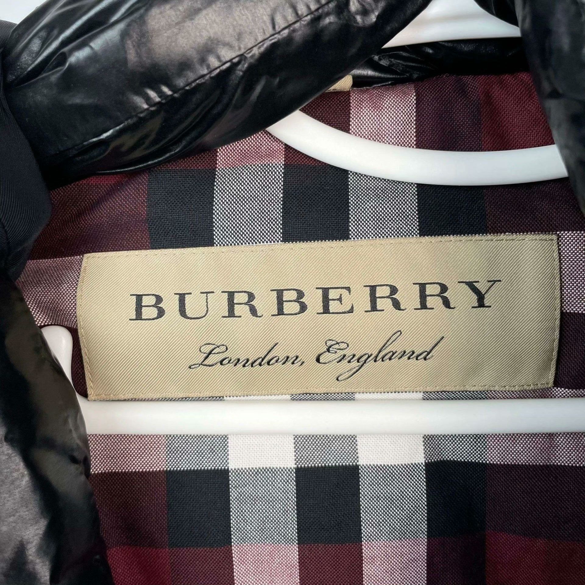 Burberry Burberry Down Black Heavy Coat 50 Men Size US XL / EU 56 / 4 - 8 Thumbnail