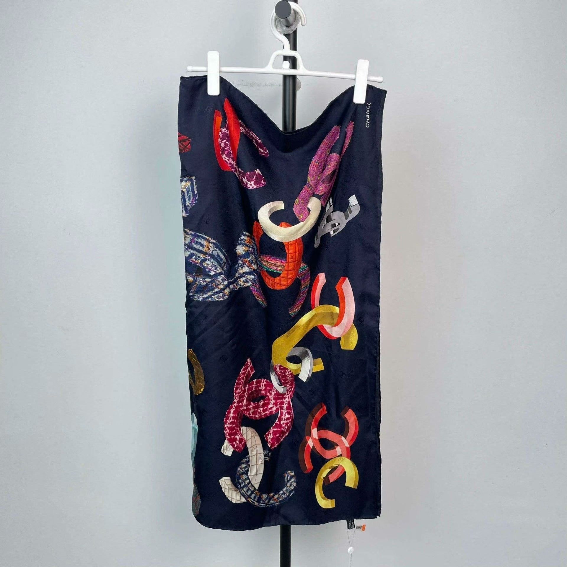 Chanel Chanel Retro Multi Scarf L Men Size ONE SIZE - 3 Thumbnail