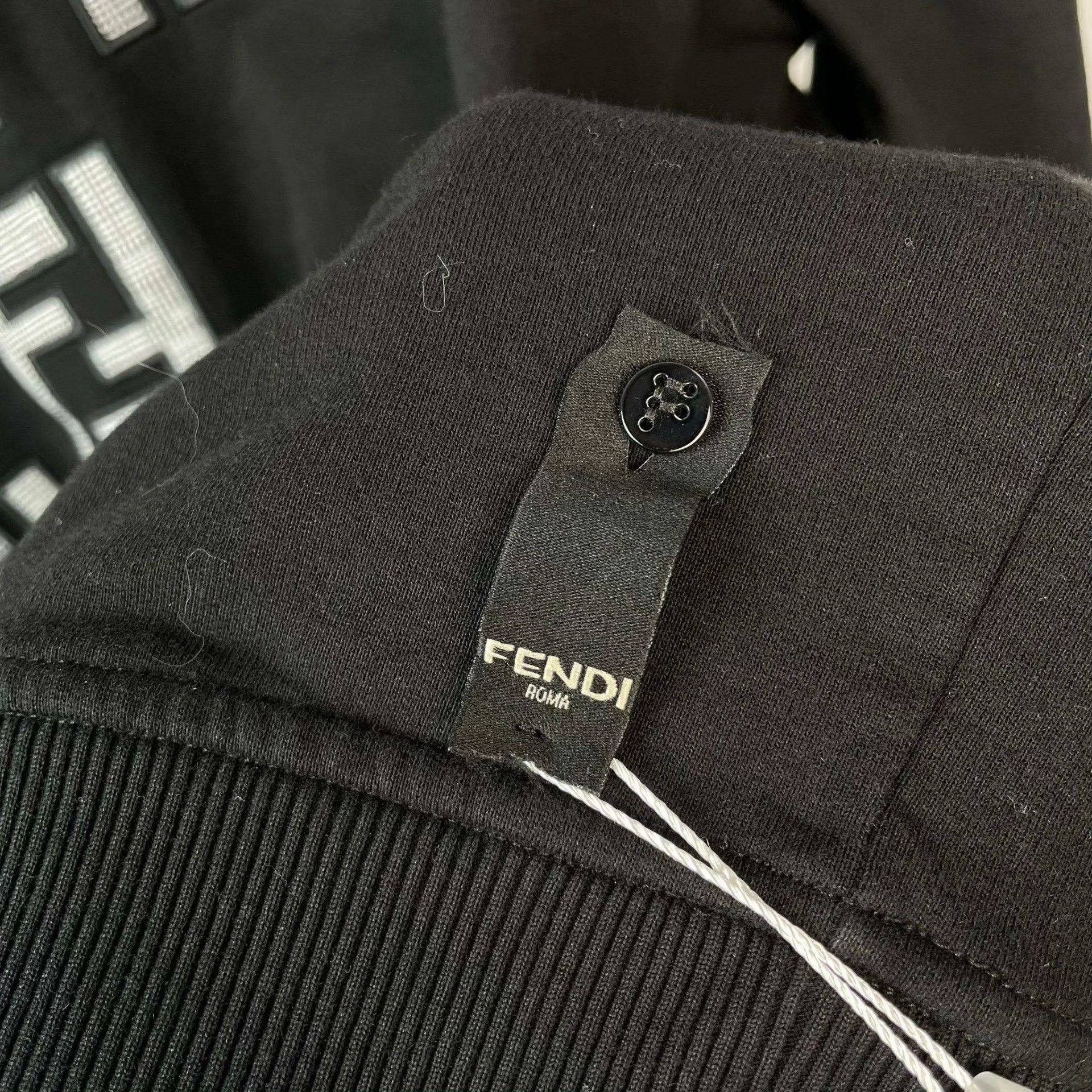 Fendi Fendi Black Hoodie M Men Size US M / EU 48-50 / 2 - 4 Thumbnail