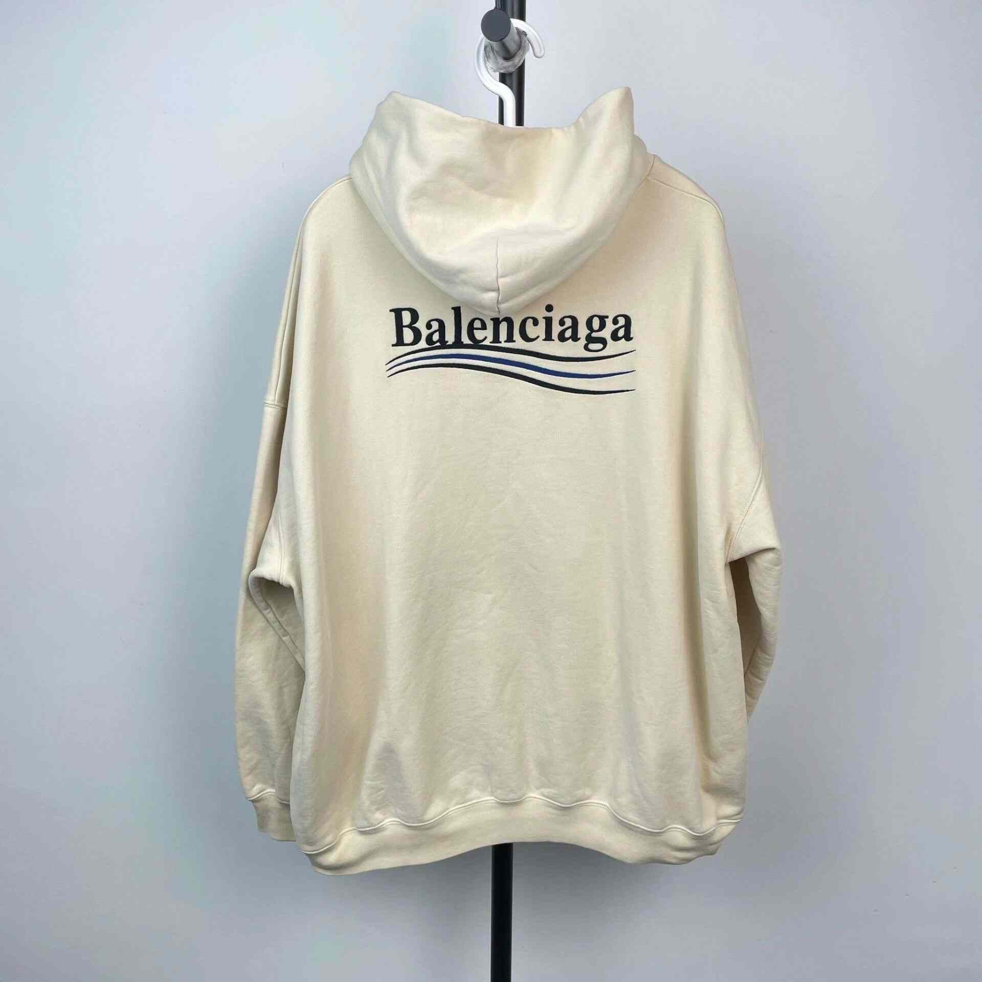 Balenciaga Balenciaga Beige Hoodie XS Men Size US XS / EU 42 / 0 - 2 Thumbnail