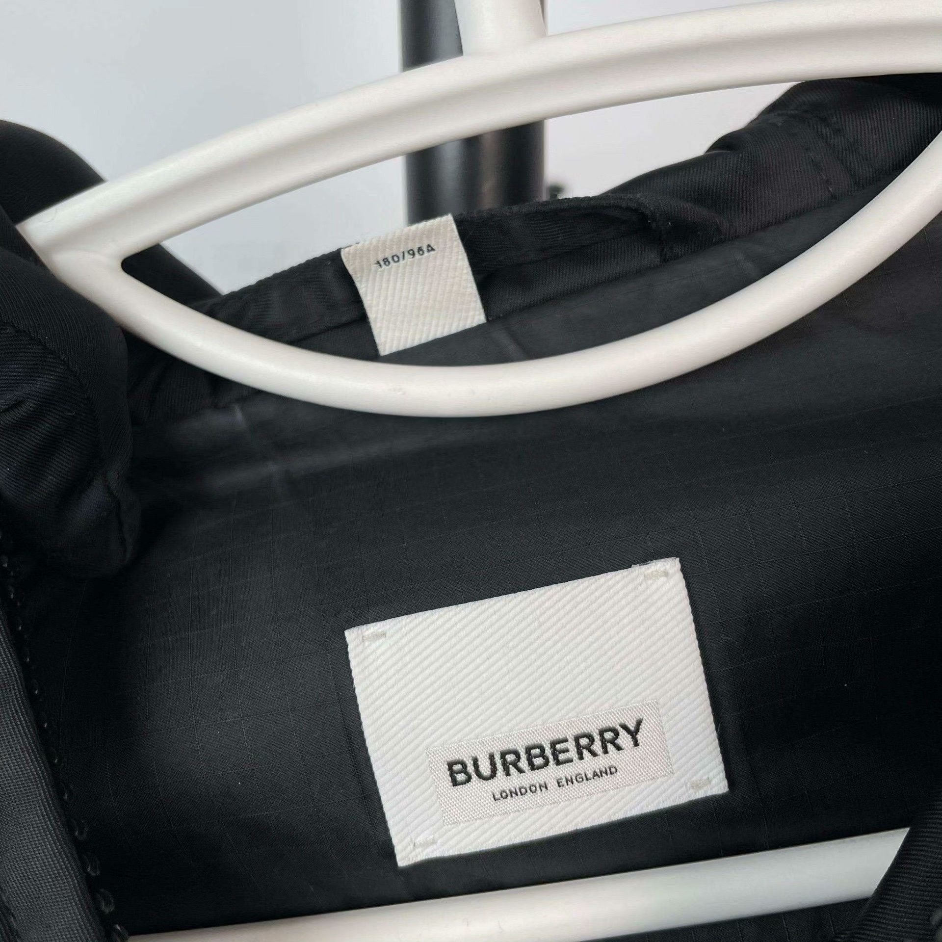 Burberry Burberry Printed Cotton Black Heavy Coat M Men Size US M / EU 48-50 / 2 - 5 Thumbnail