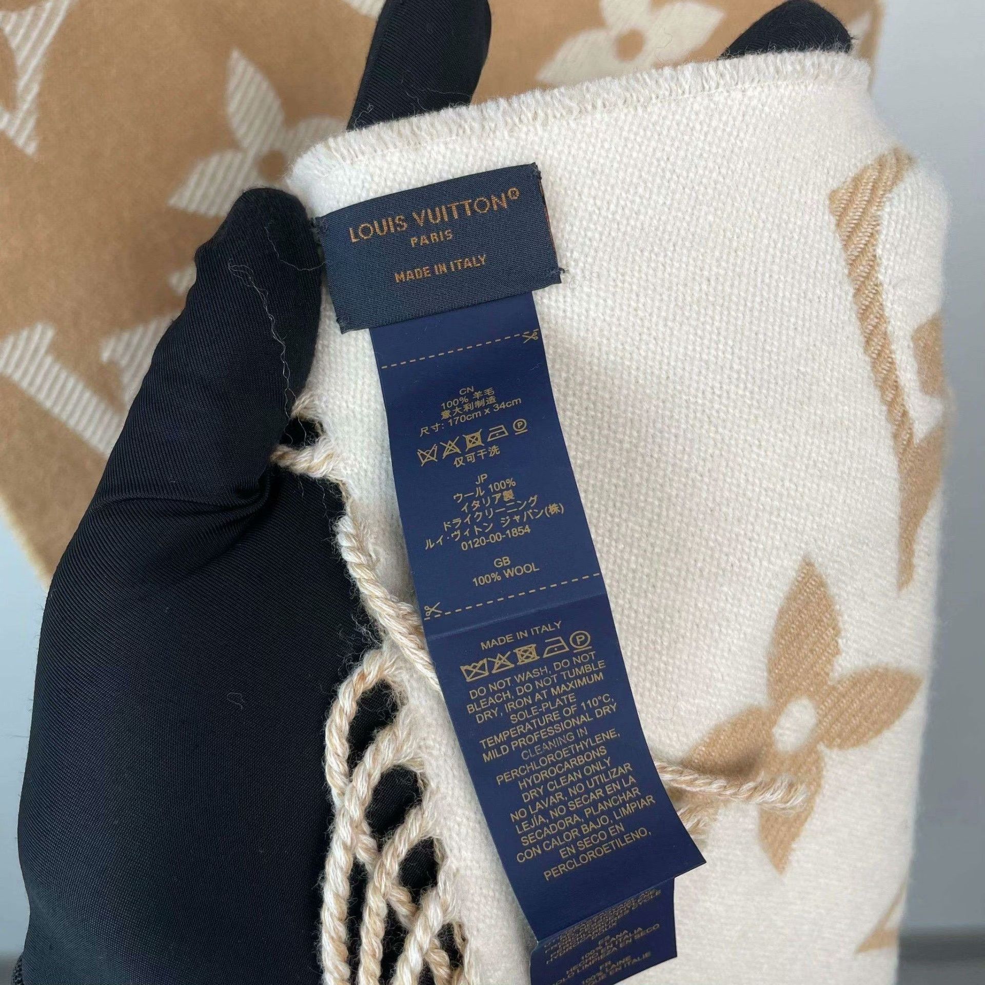 Louis Vuitton Louis Vuitton Wool Scarf 26 Men Size ONE SIZE - 4 Thumbnail