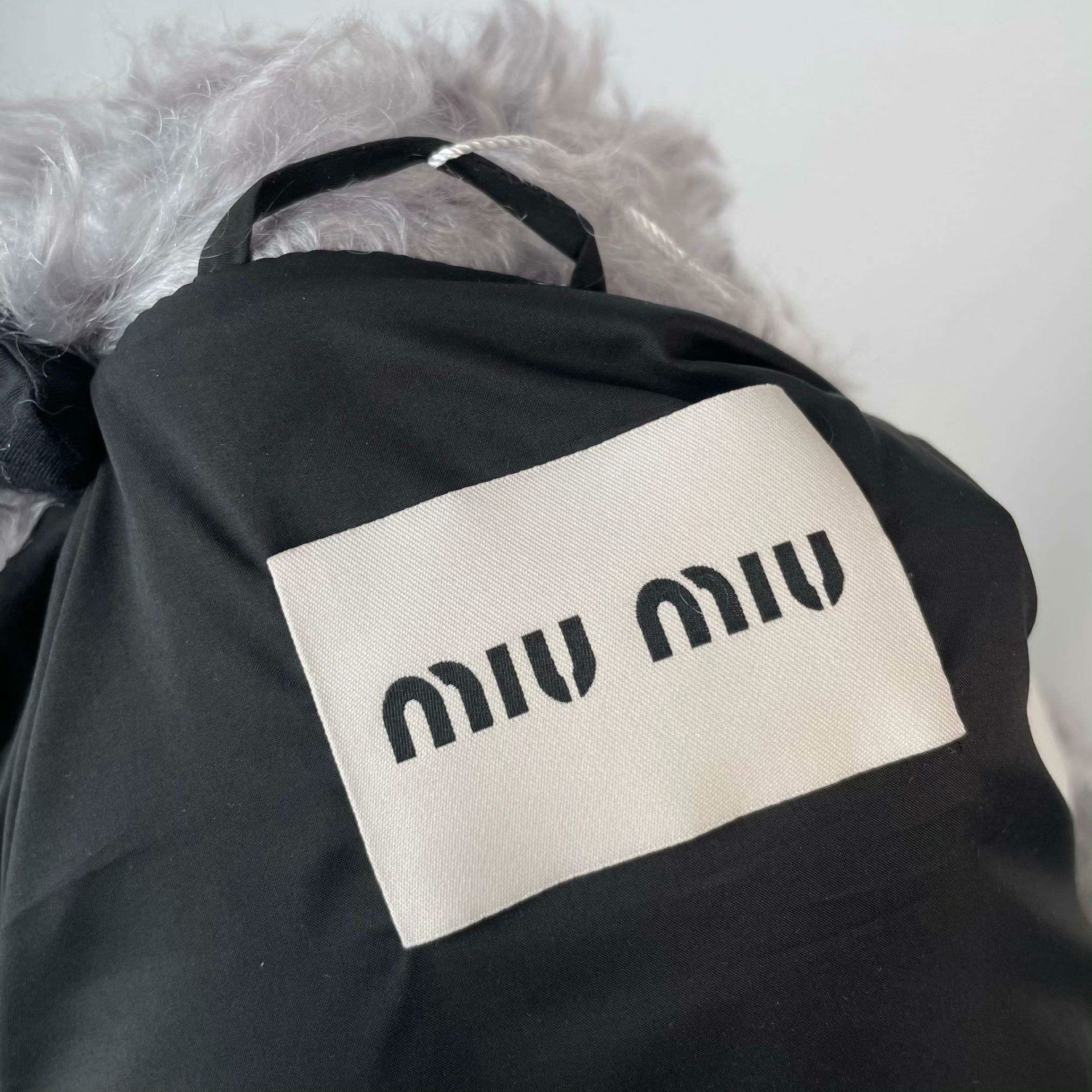 Miu Miu Miu Miu Gray Down Jacket 40 Women Size M / US 6-8 / IT 42-44 - 6 Thumbnail