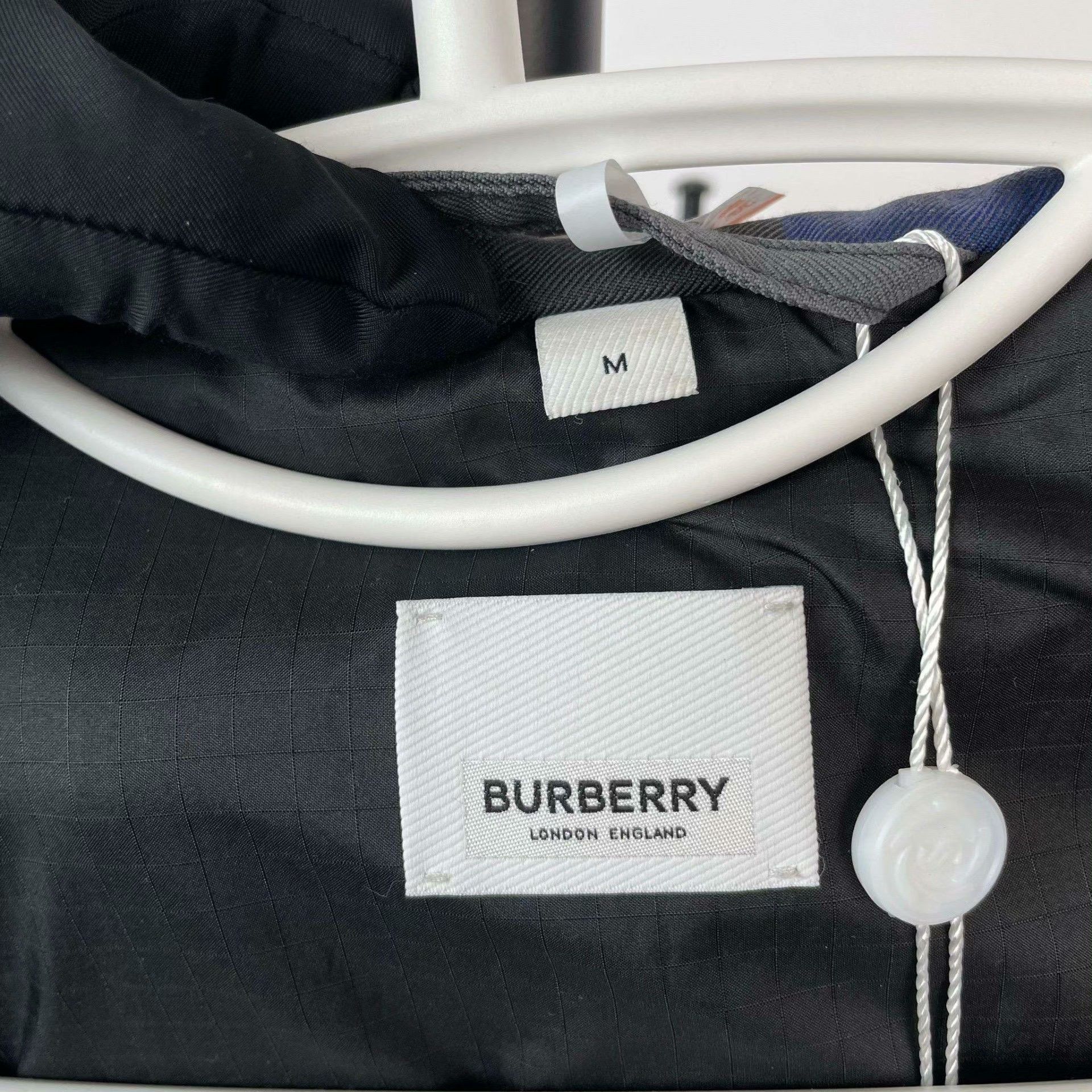 Burberry Burberry Blue Light Jacket M Men Size US M / EU 48-50 / 2 - 6 Thumbnail