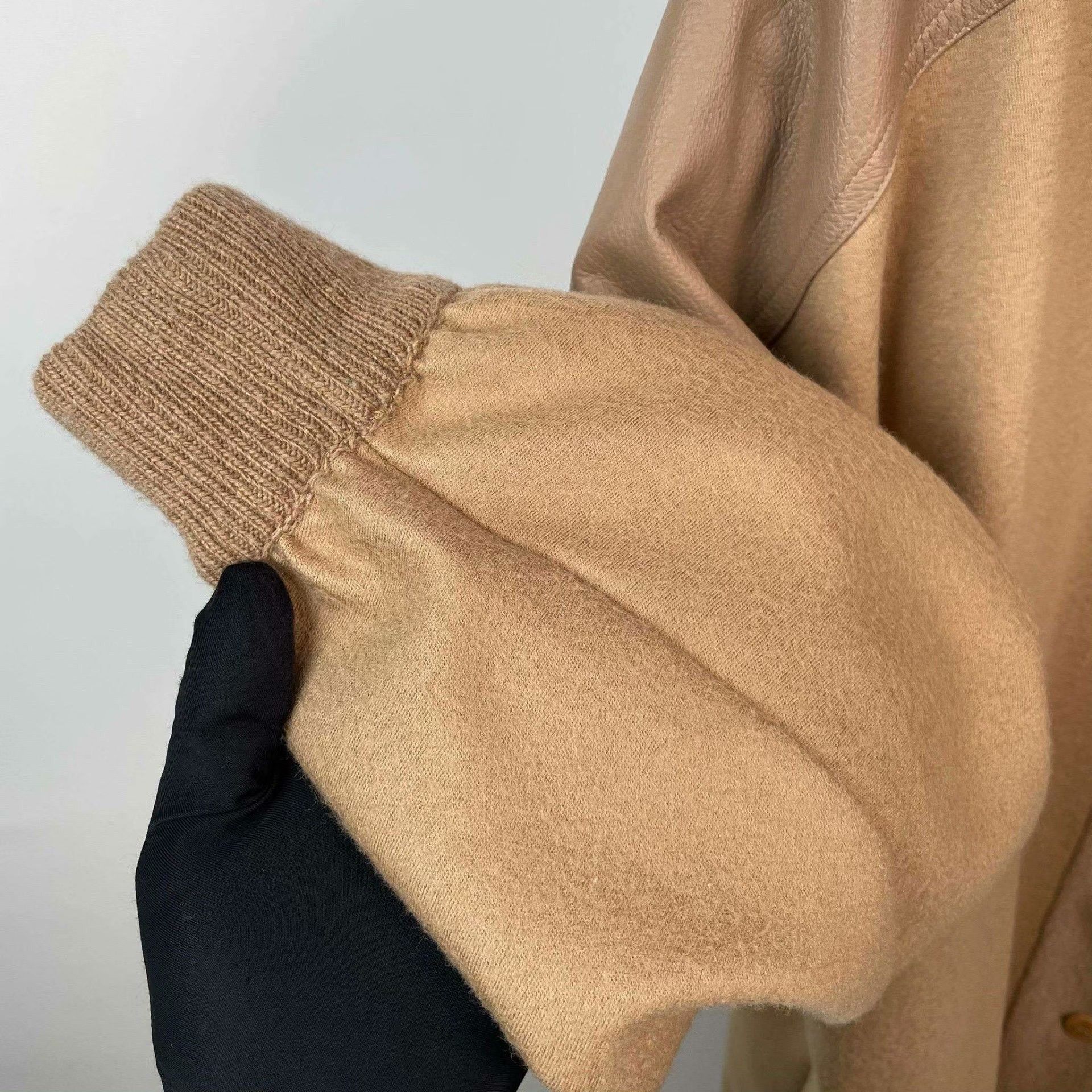 Max Mara Max Mara Wool Brown Coat L Women Size L / US 10 / IT 46 - 9 Thumbnail