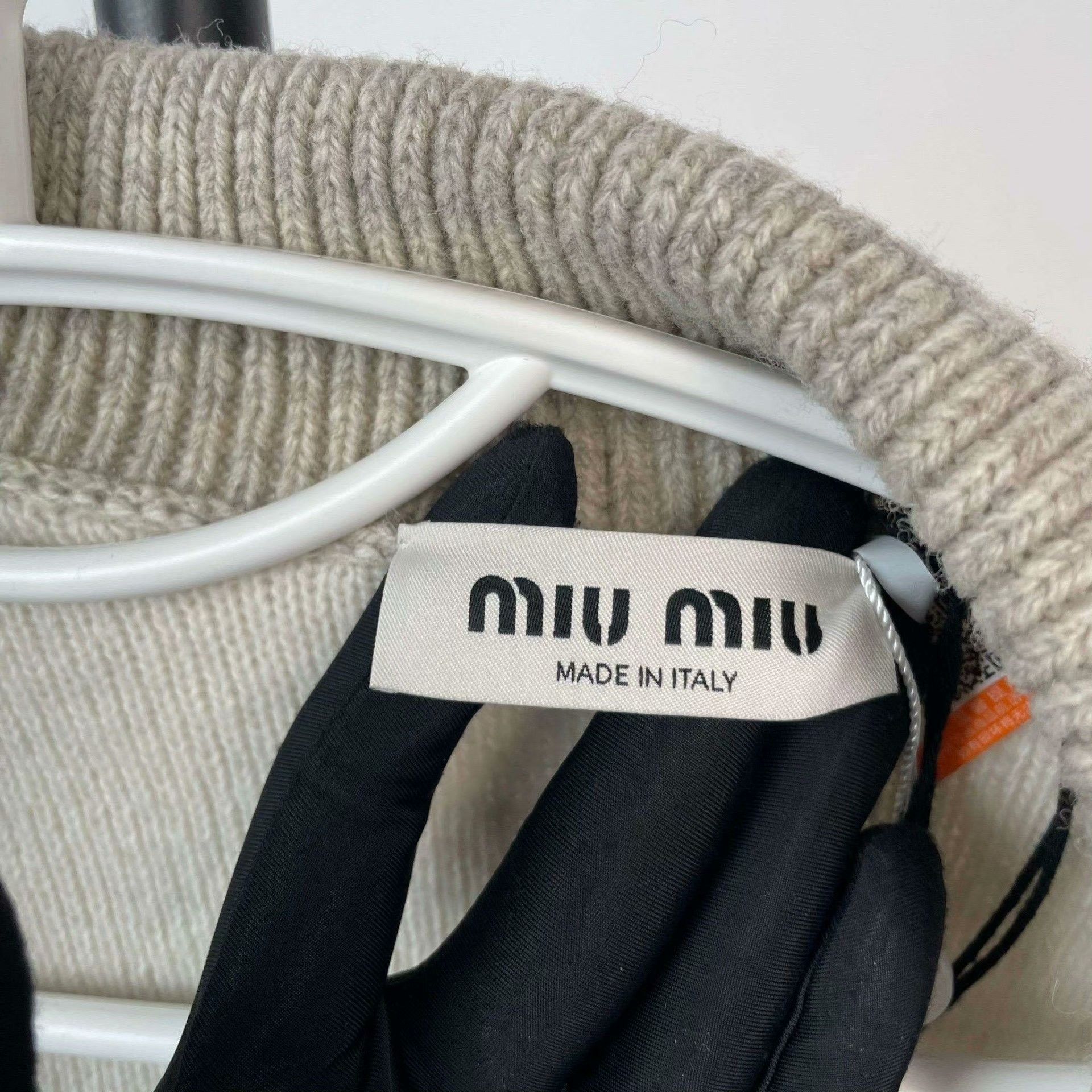 Miu Miu Miu Miu Gray Sweater 38 Men Size US S / EU 44-46 / 1 - 3 Thumbnail