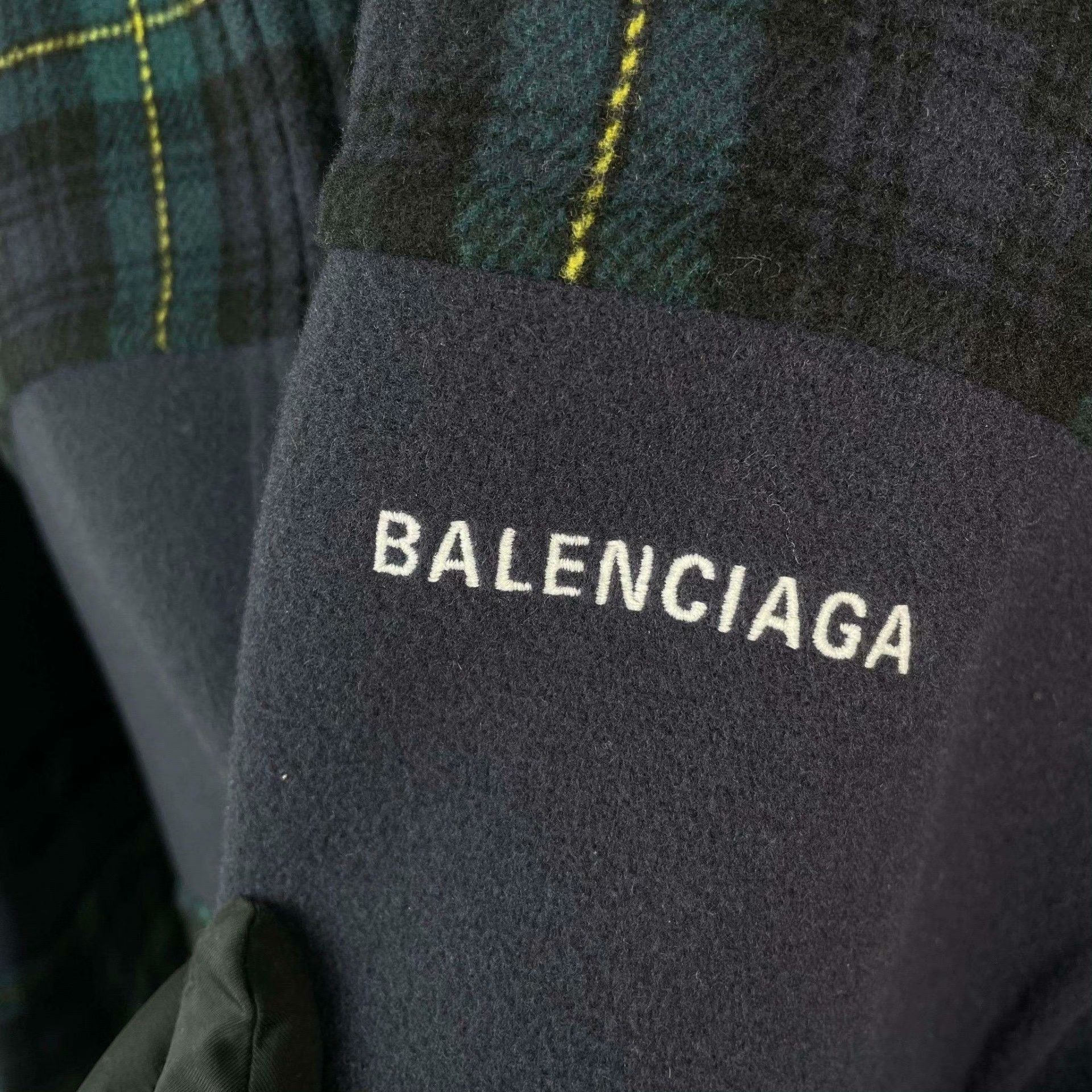 Balenciaga Balenciaga Patchwork Jacket 26 Women Size XS / US 0-2 / IT 36-38 - 8 Thumbnail