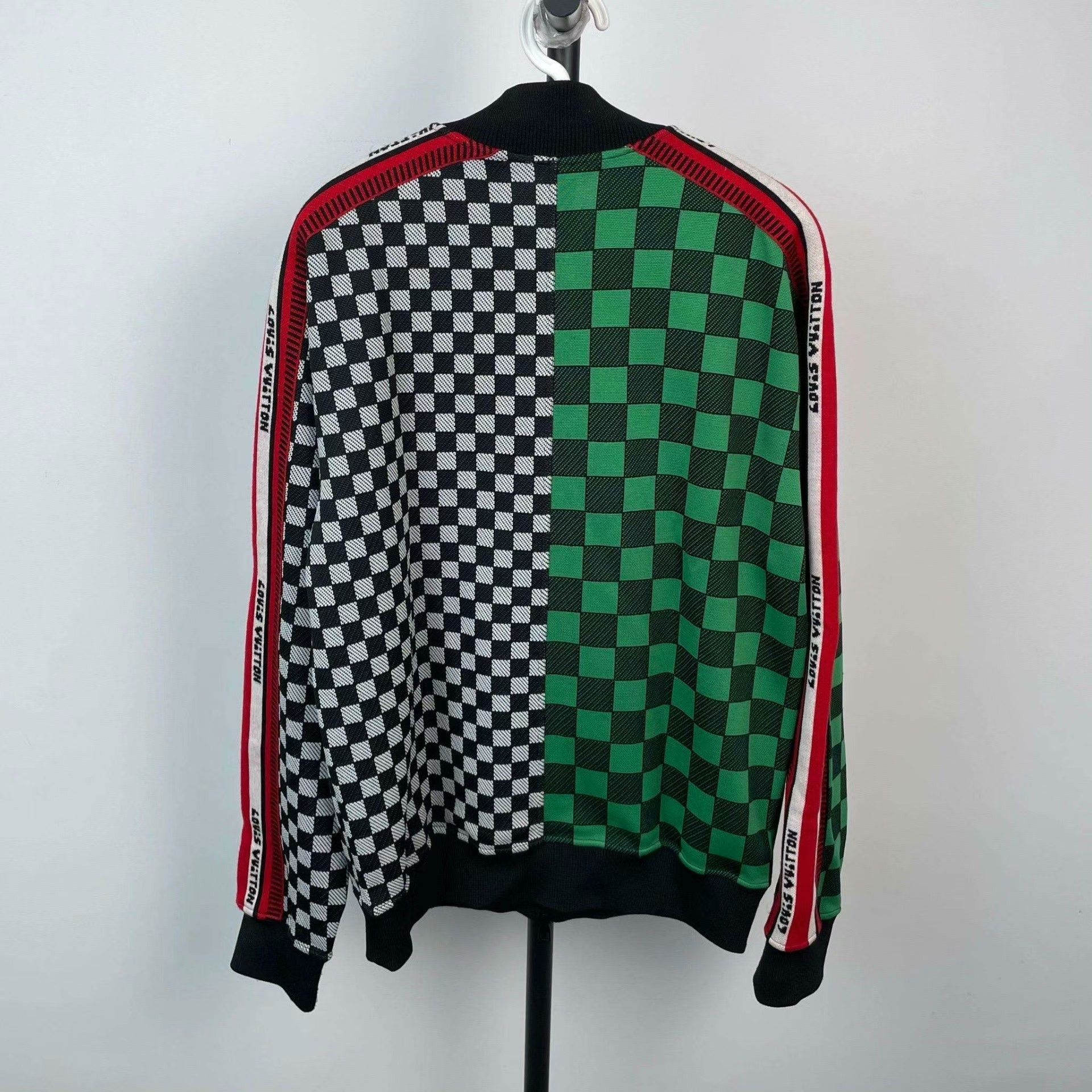 Louis Vuitton Louis Vuitton Plaid Green Light Jacket M Men Size US M / EU 48-50 / 2 - 2 Thumbnail