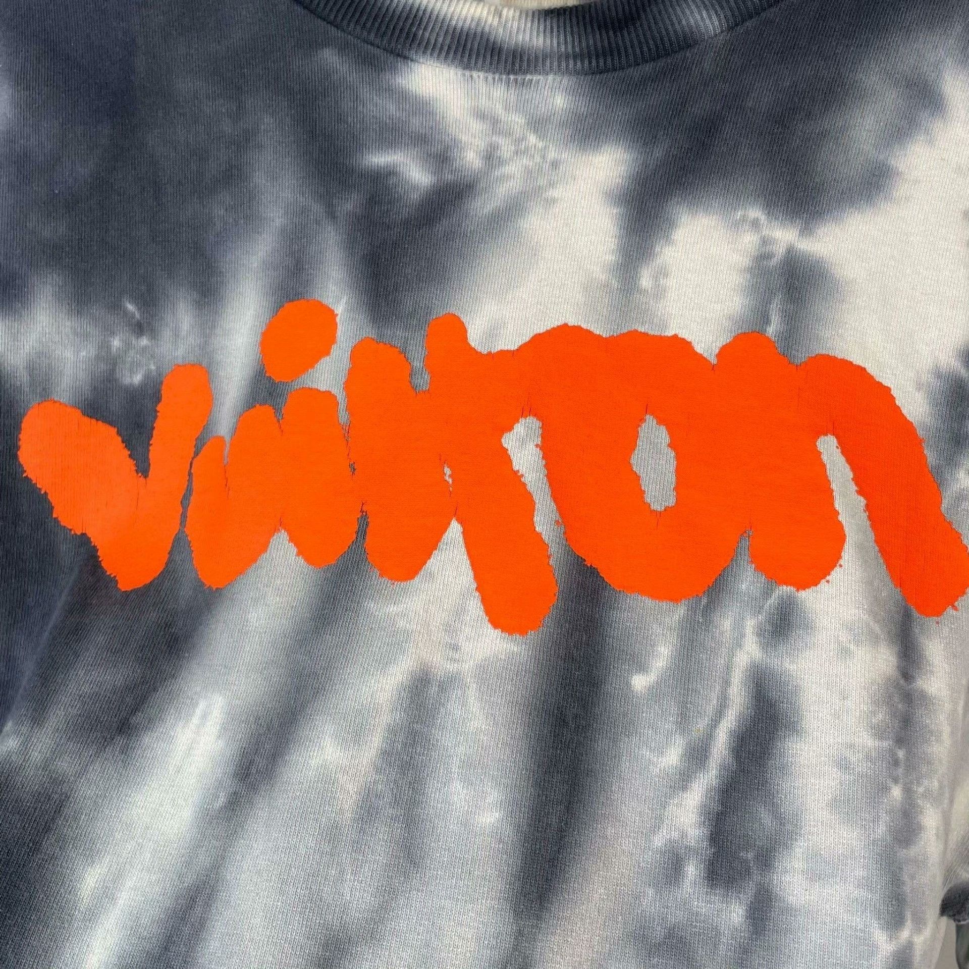 Louis Vuitton Louis Vuitton Tie-Dye Multi T-Shirt M Women Size M / US 6-8 / IT 42-44 - 8 Thumbnail