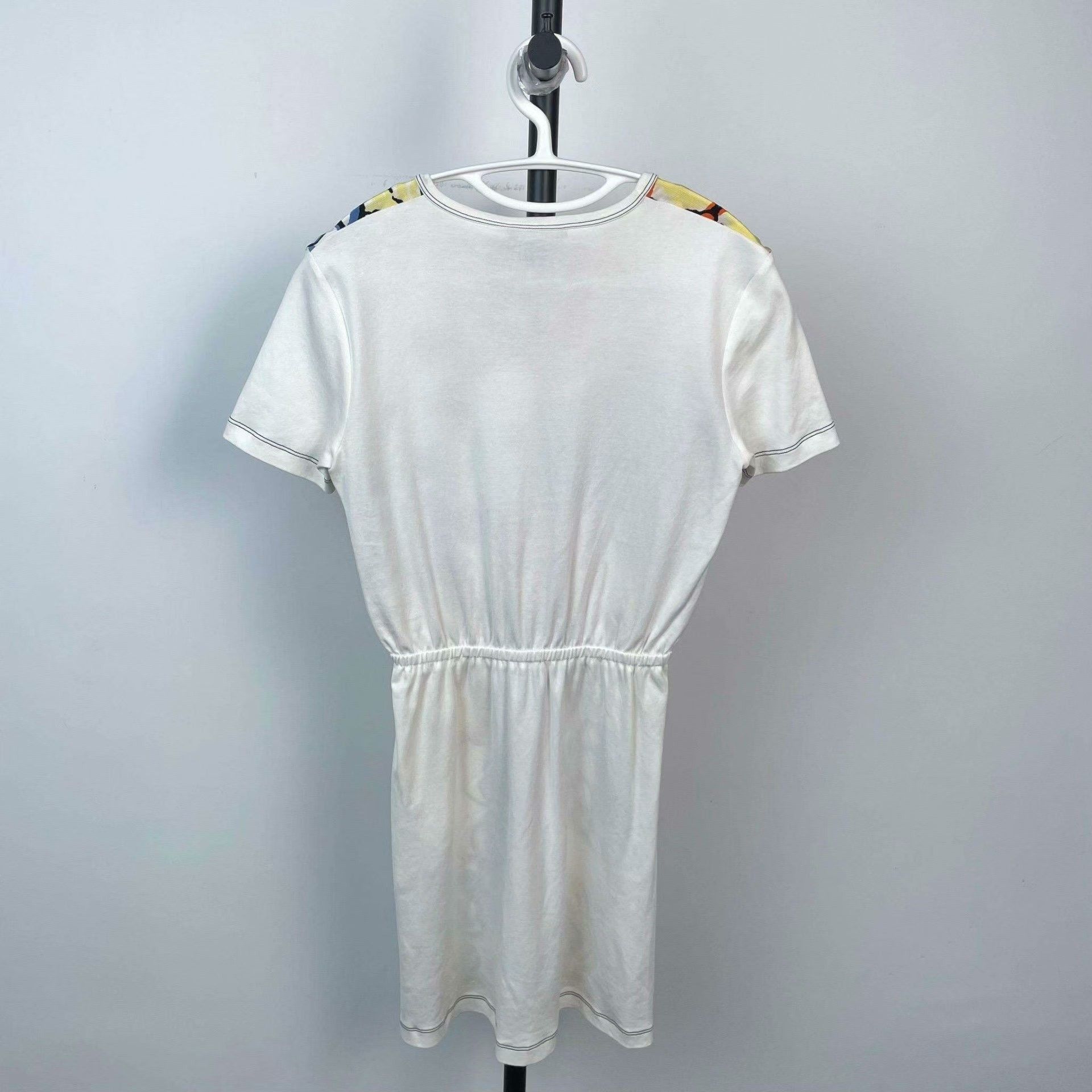 Louis Vuitton Louis Vuitton White Dress XS Women Size XS / US 0-2 / IT 36-38 - 2 Thumbnail